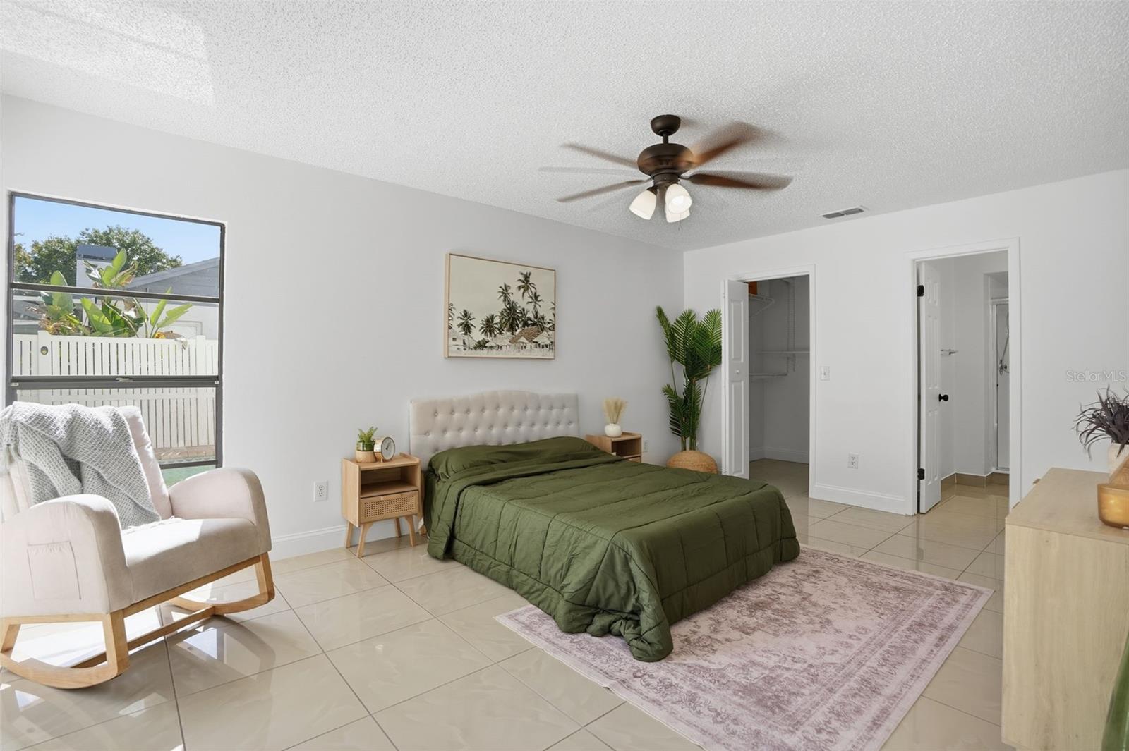 Image 23 of 41 For 15307 Winterwind Drive