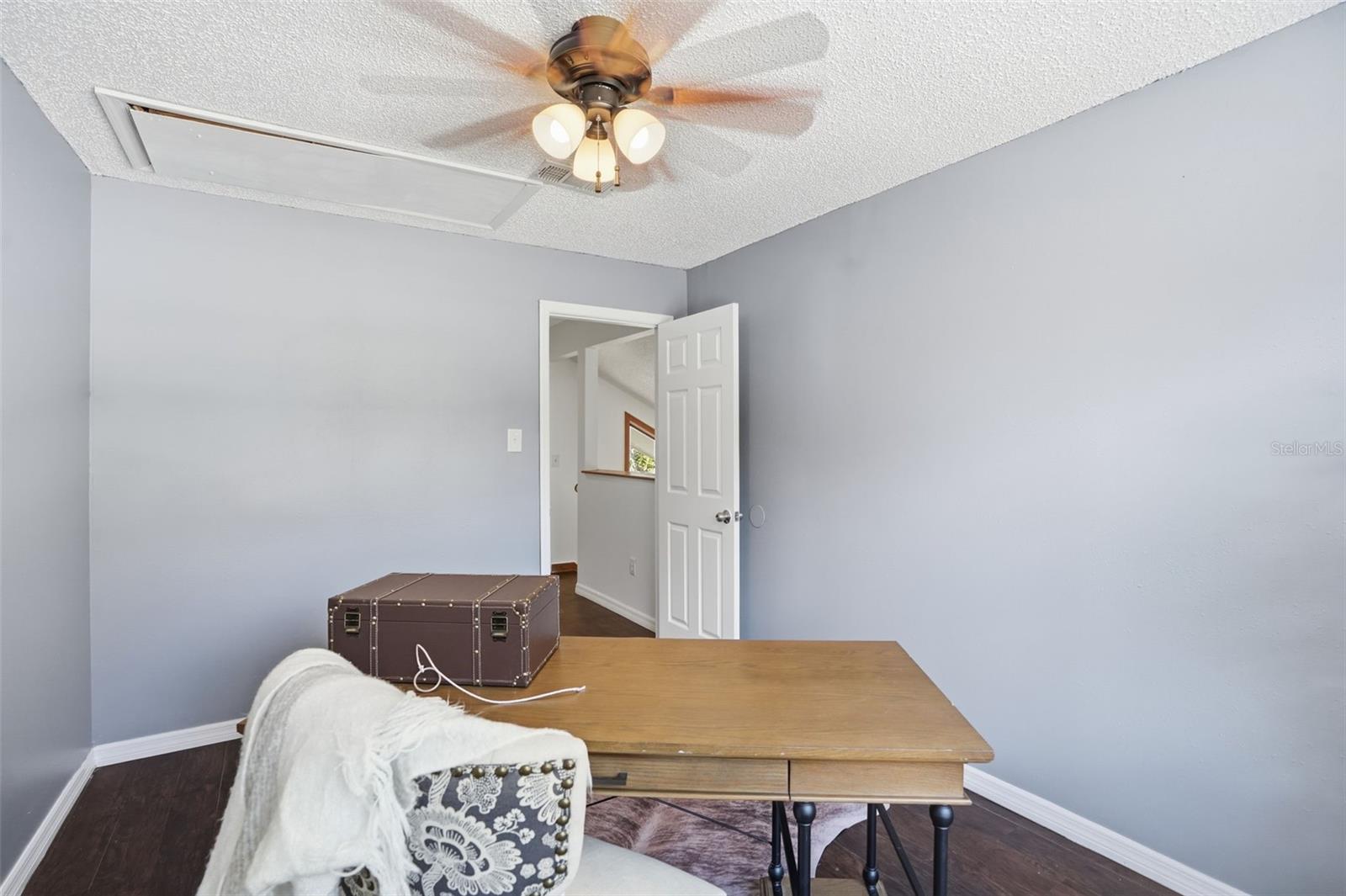 Image 25 of 41 For 15307 Winterwind Drive