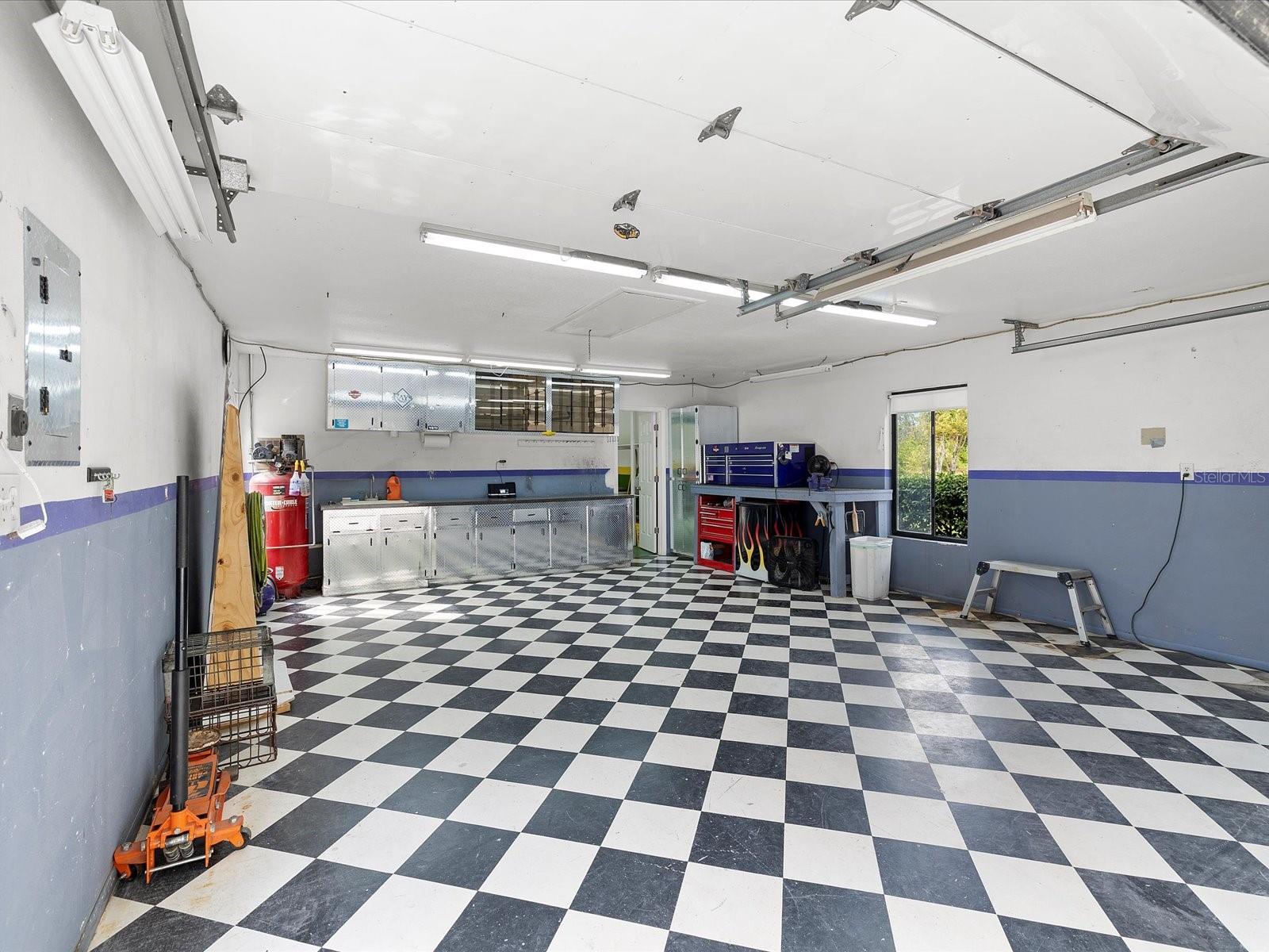 Image 66 of 100 For 8551 Pratt Drive