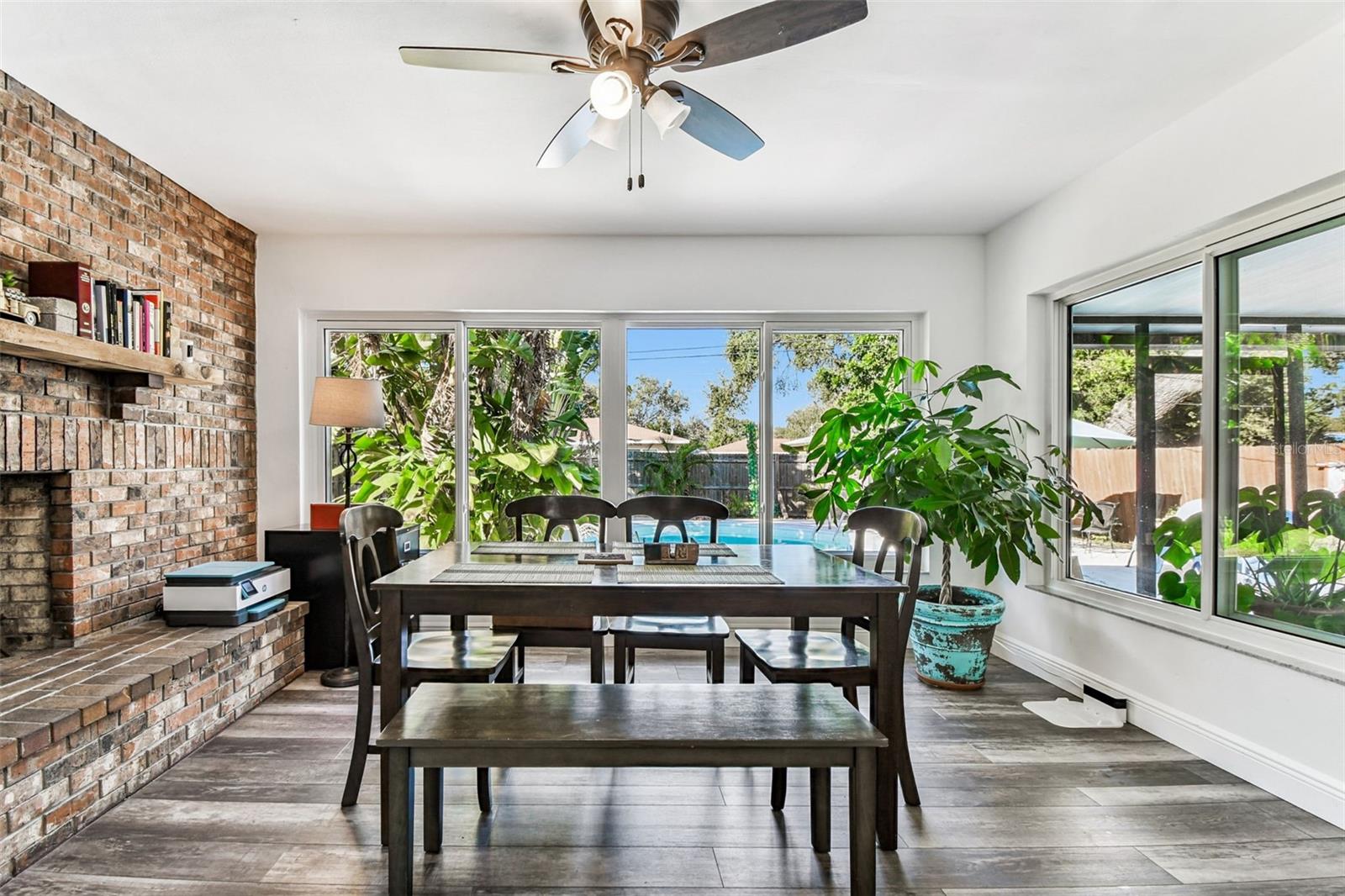 Image 10 of 33 For 1540 Lime Street