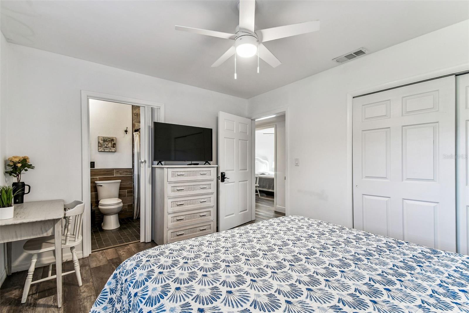 Image 15 of 33 For 1540 Lime Street