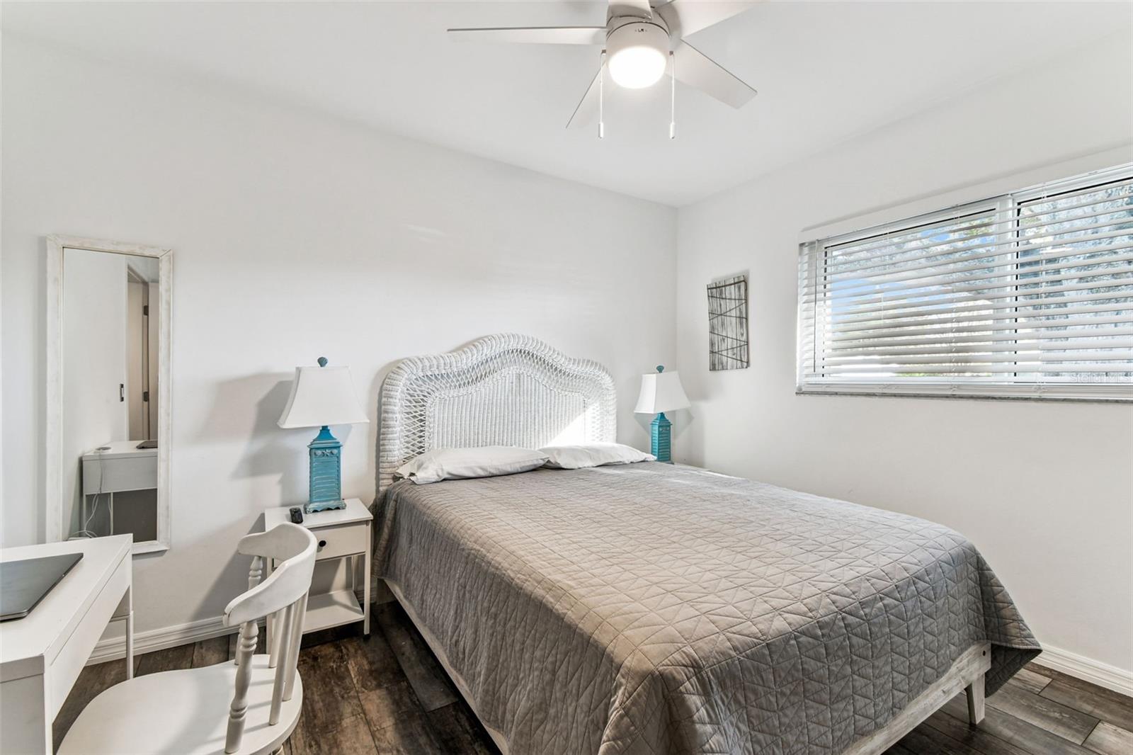 Image 16 of 33 For 1540 Lime Street