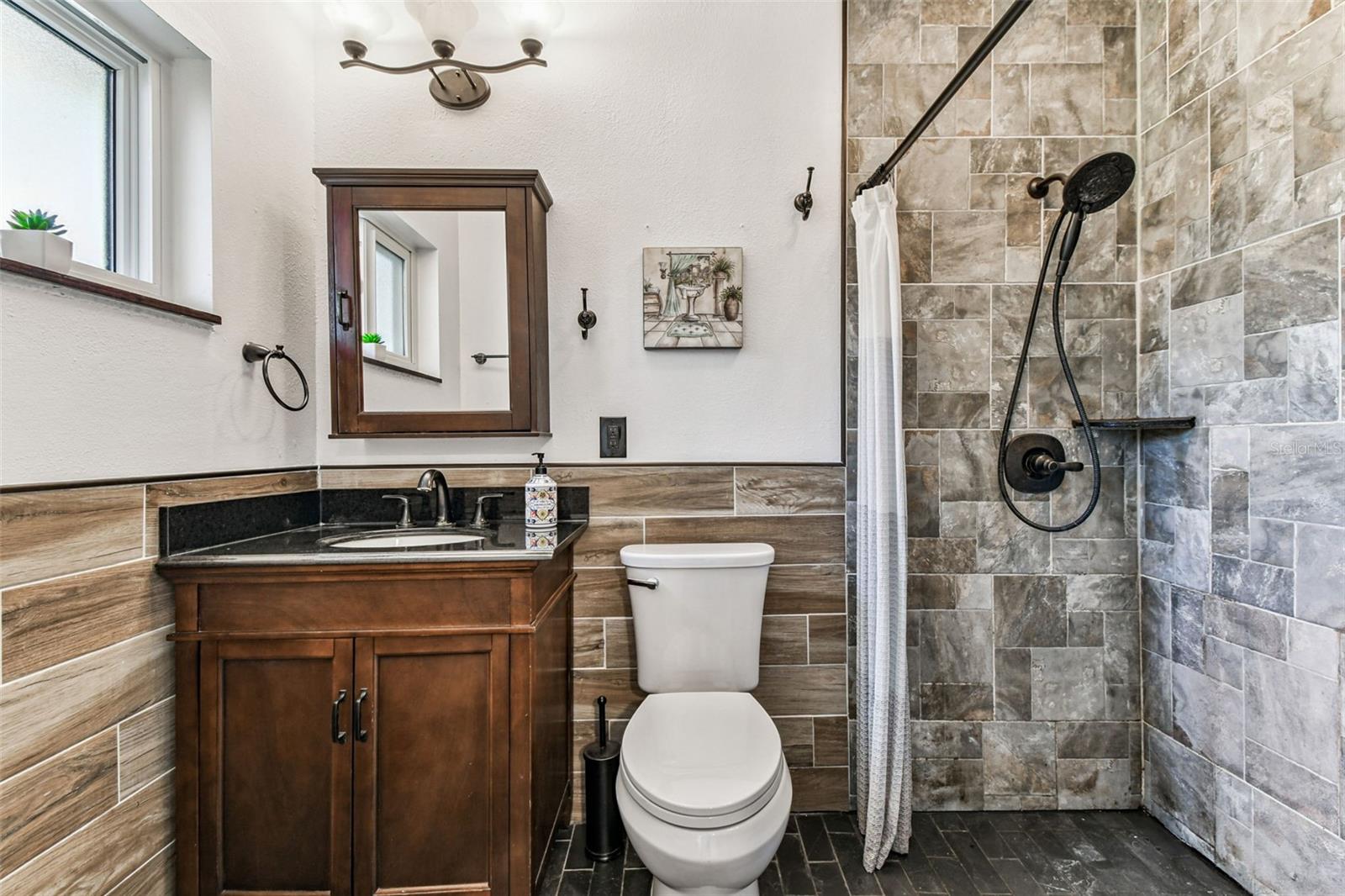 Image 18 of 33 For 1540 Lime Street