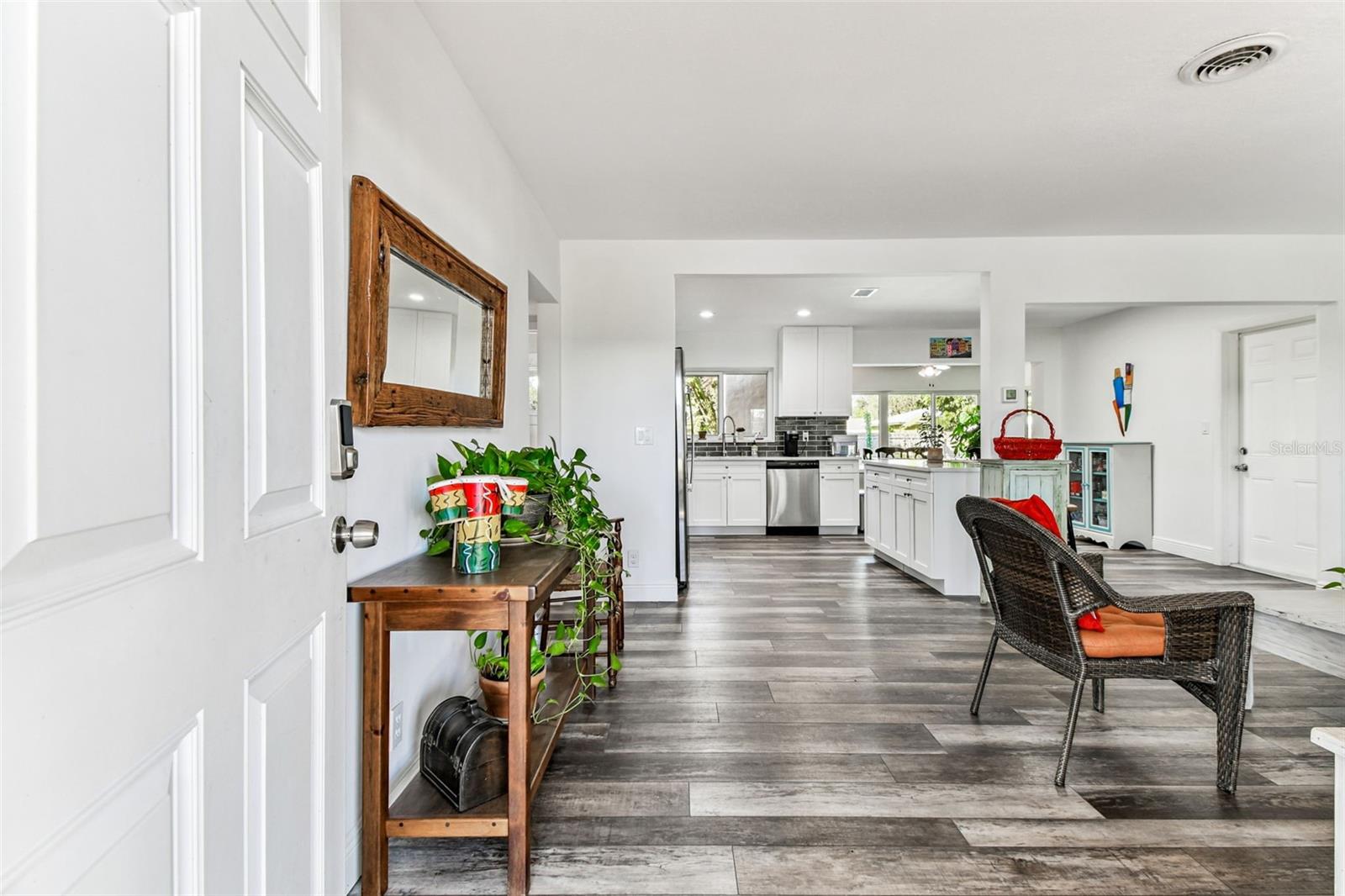 Image 4 of 33 For 1540 Lime Street