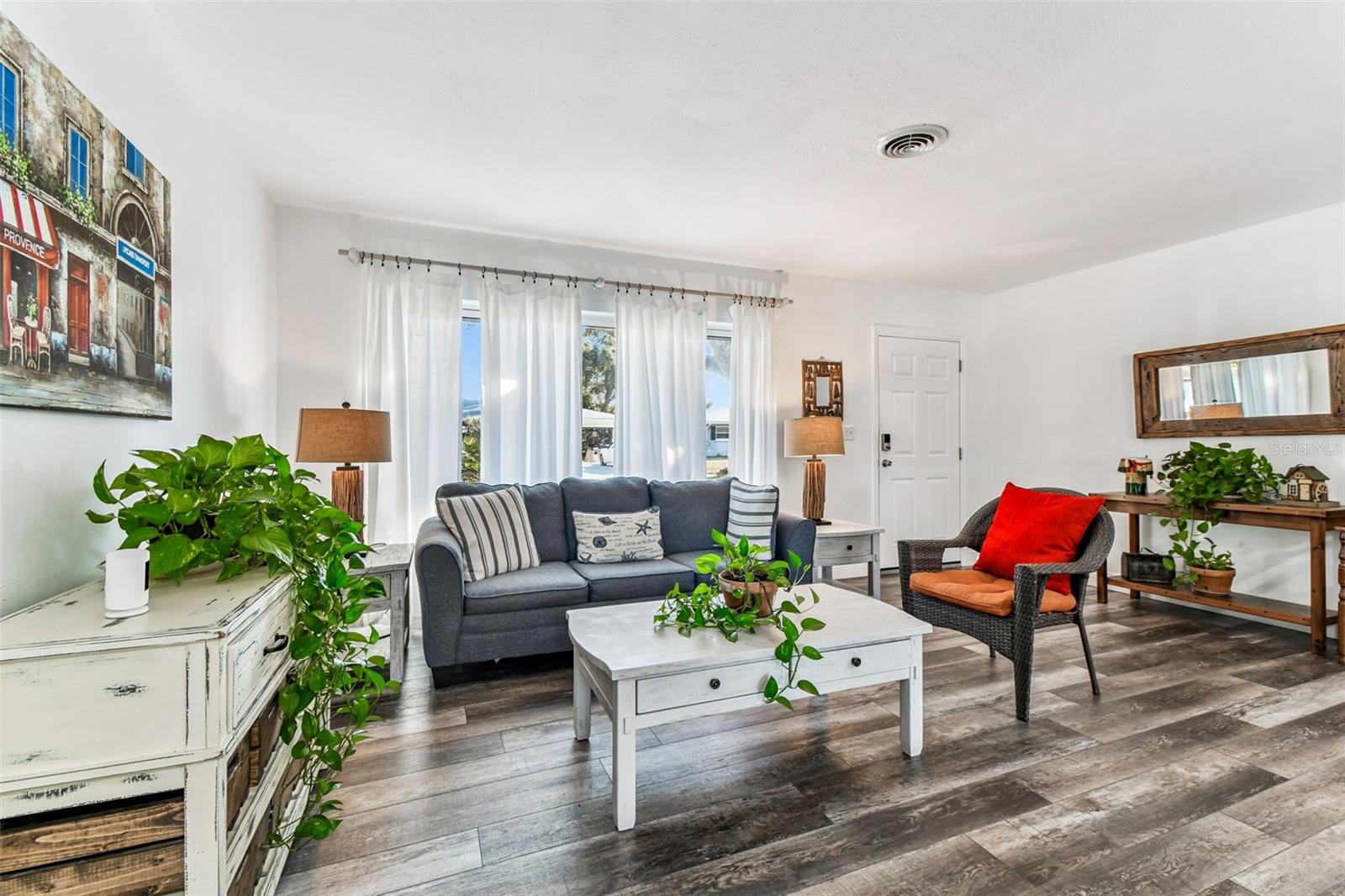 Image 5 of 33 For 1540 Lime Street