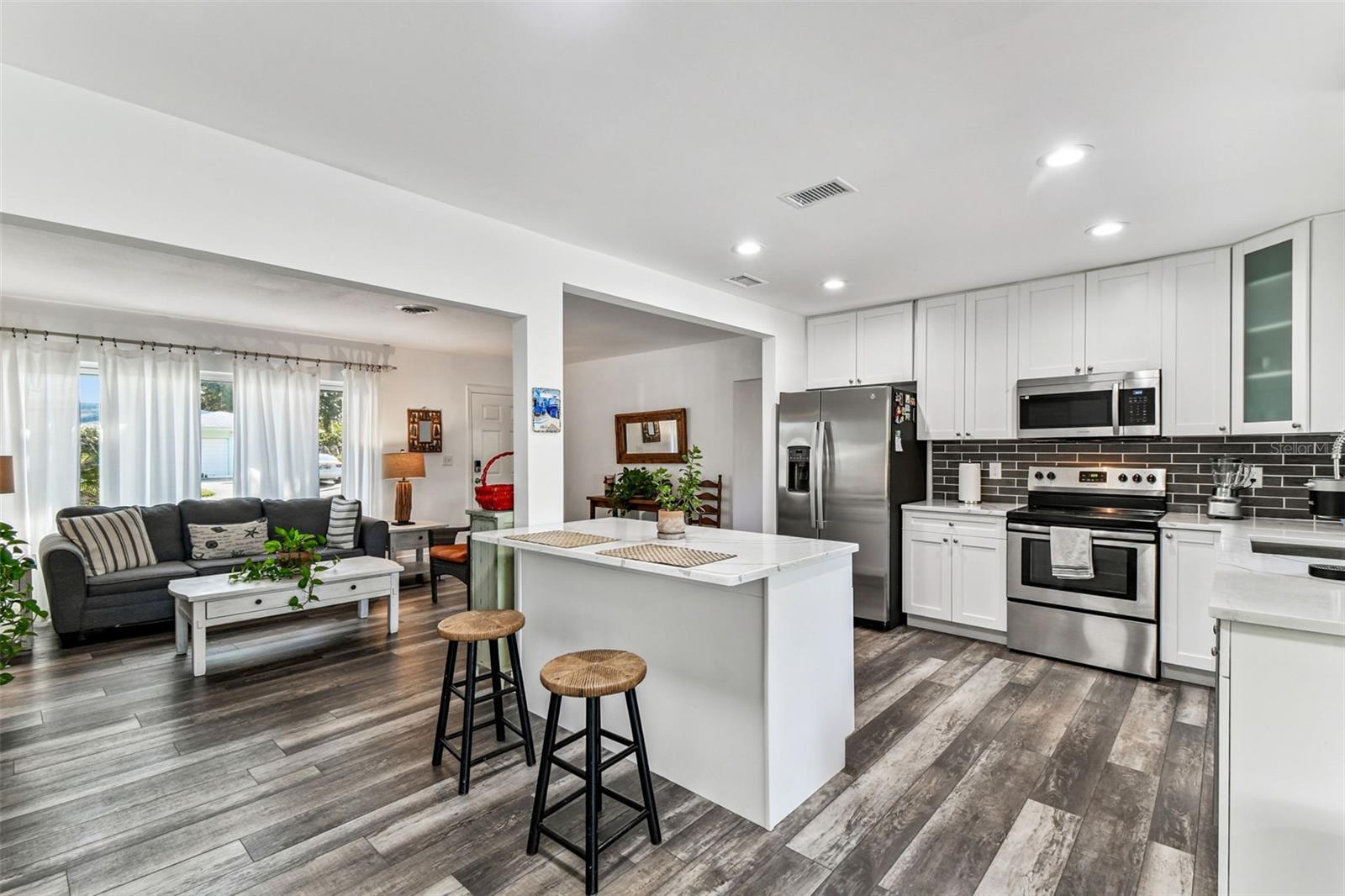 Image 8 of 33 For 1540 Lime Street