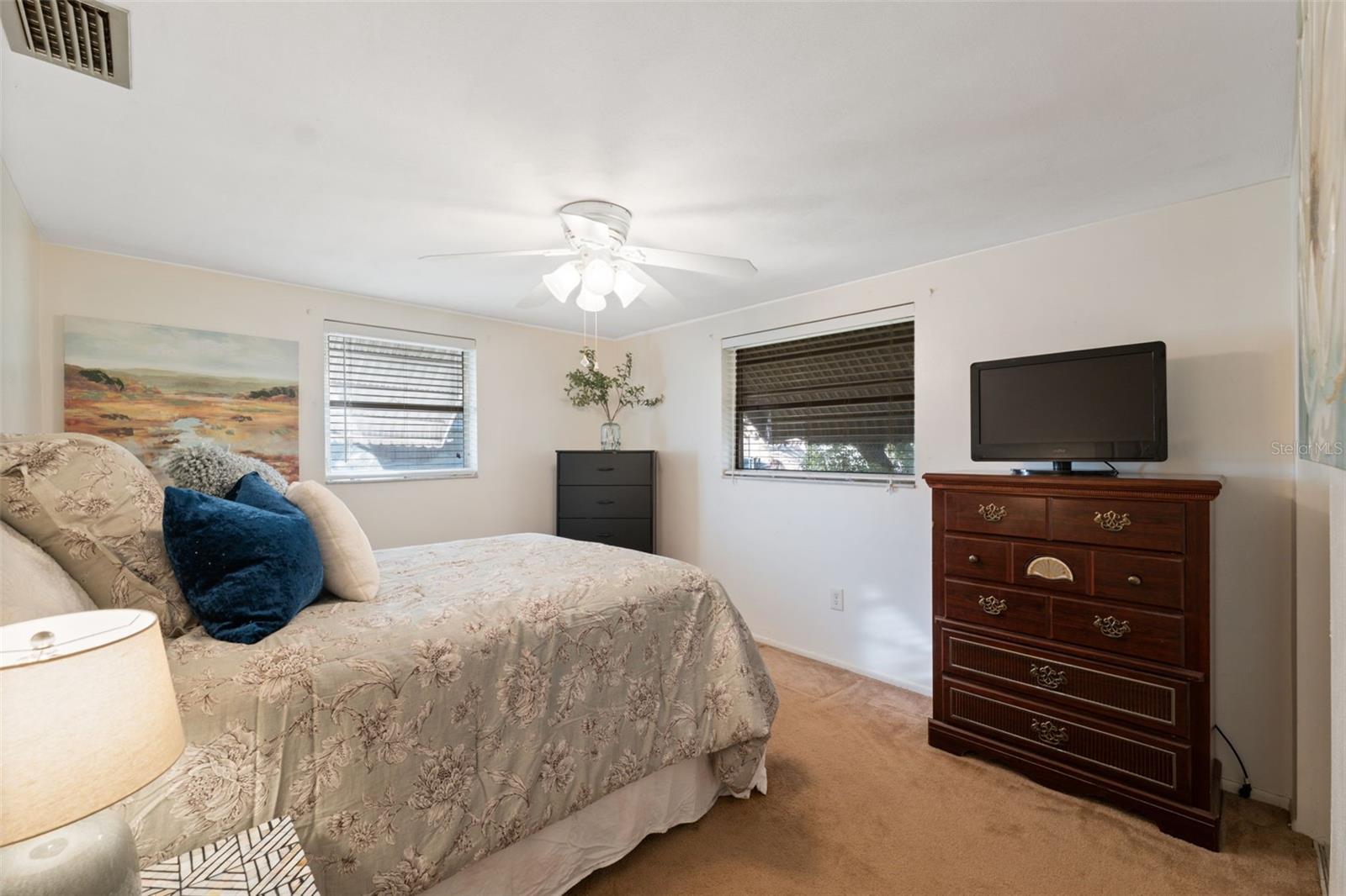 Image 16 of 19 For 7800 Venice Drive