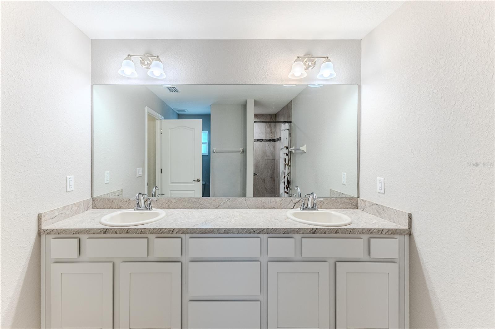 Image 38 of 62 For 12184 Lark Sparrow Road