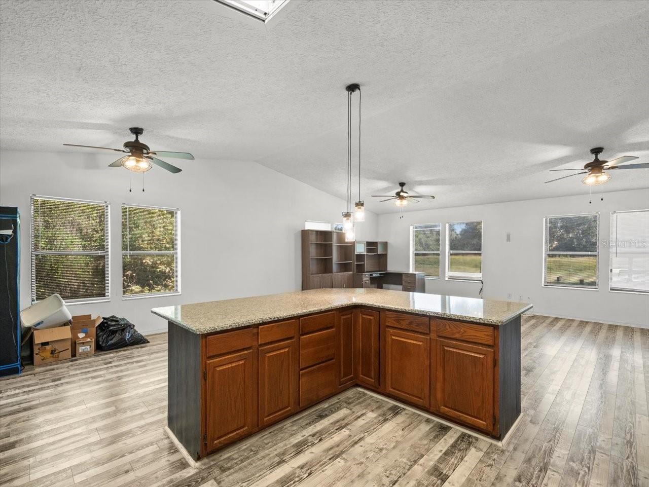 Listing photo id 12 for 7051 Nature Trail