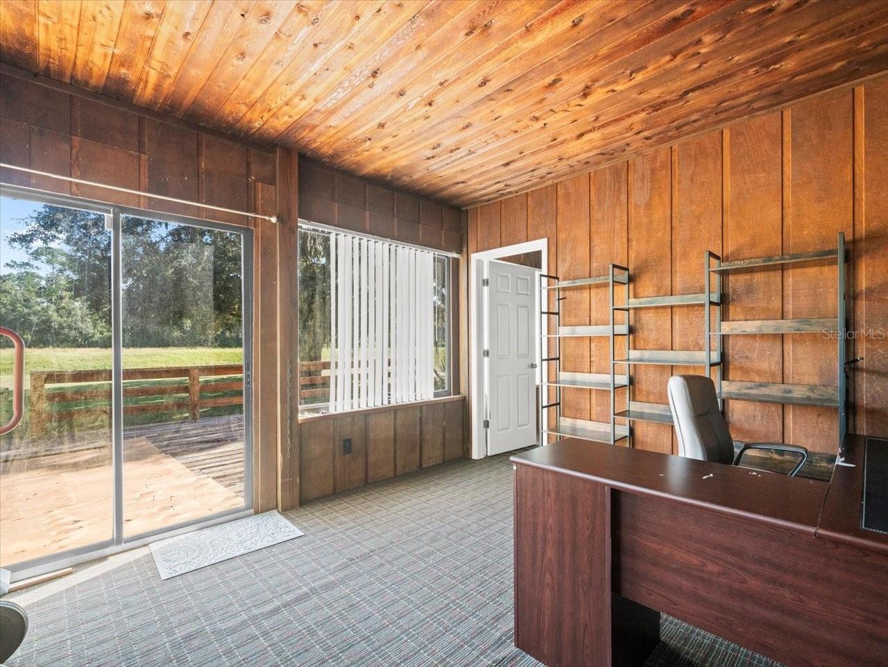 Listing photo id 27 for 7051 Nature Trail