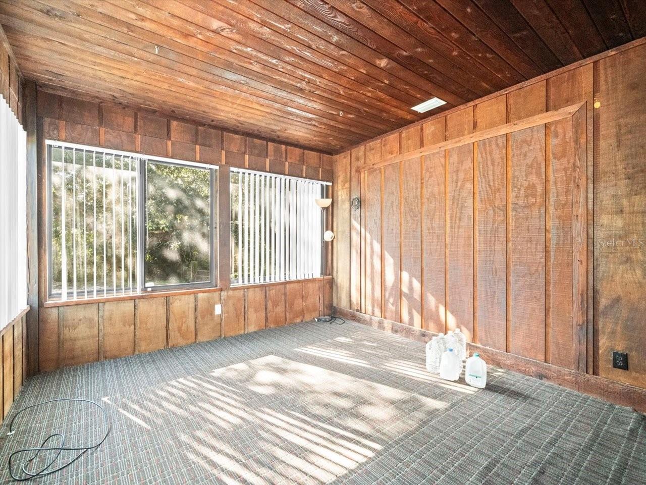 Listing photo id 29 for 7051 Nature Trail