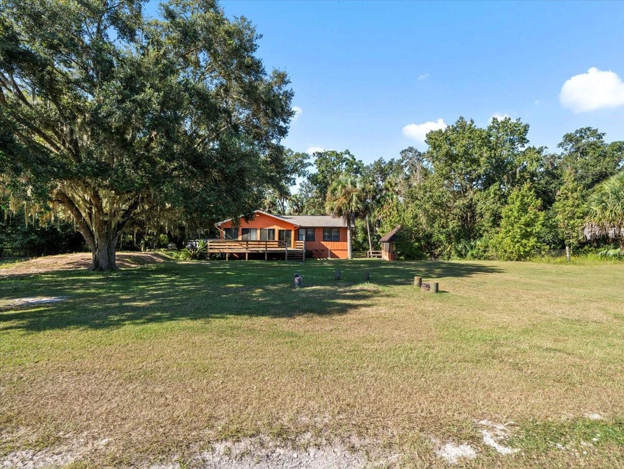 Listing photo id 32 for 7051 Nature Trail