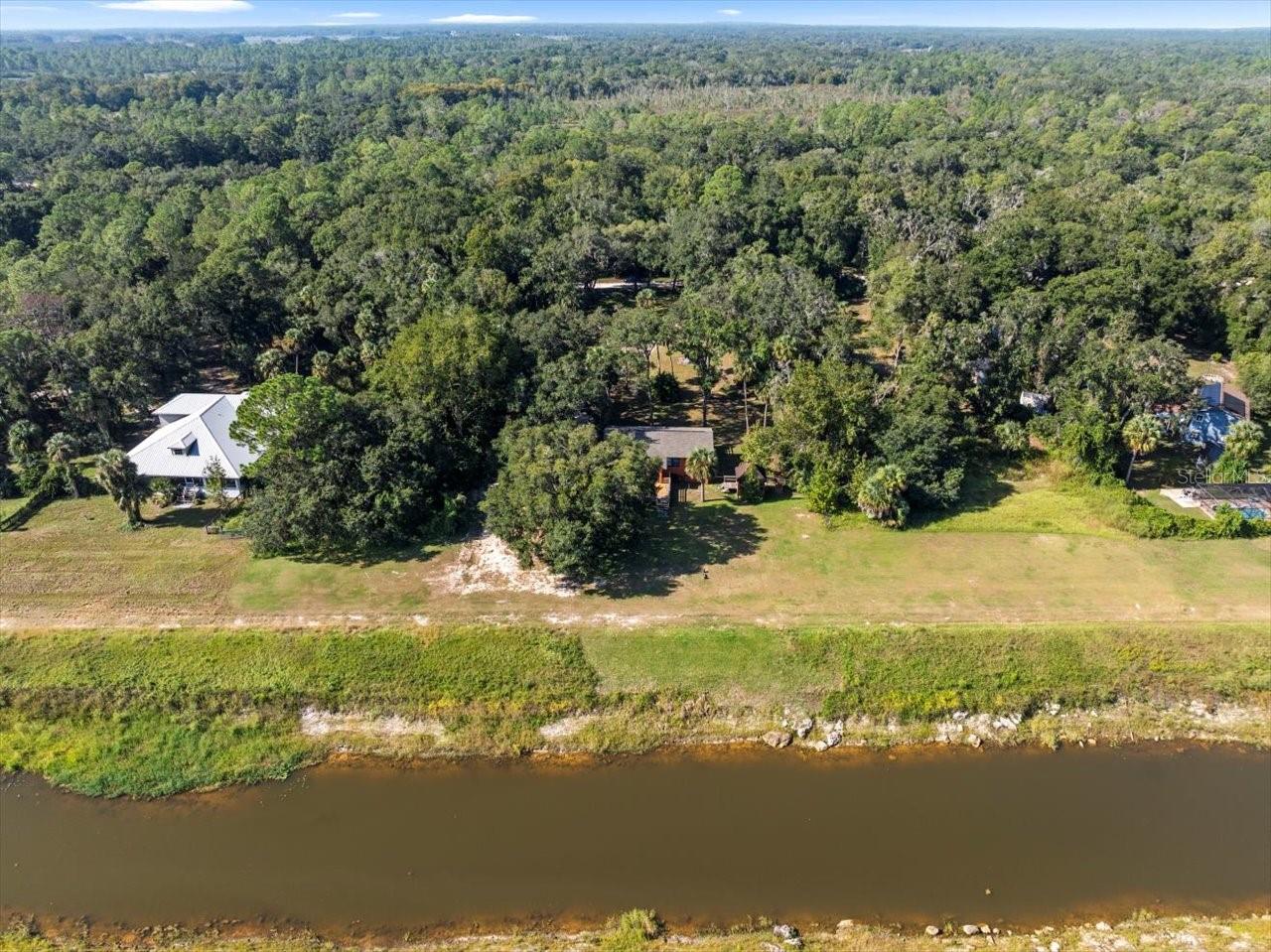 Listing photo id 4 for 7051 Nature Trail