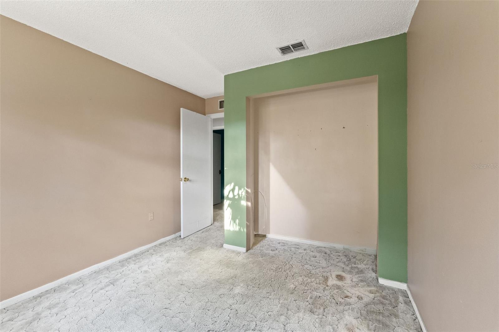 Image 14 of 38 For 7275 Edinburgh Way