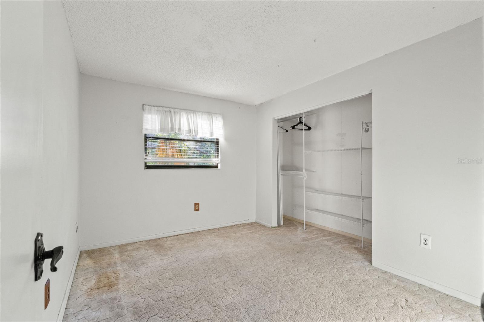 Image 16 of 38 For 7275 Edinburgh Way