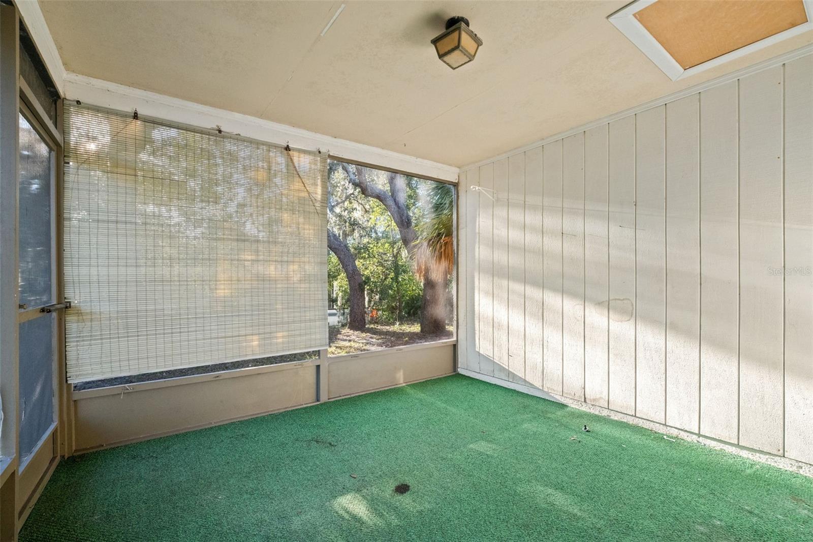 Image 22 of 38 For 7275 Edinburgh Way