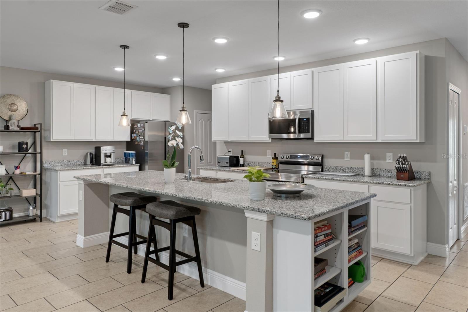 Image 14 of 46 For 15 Lone Pine Street