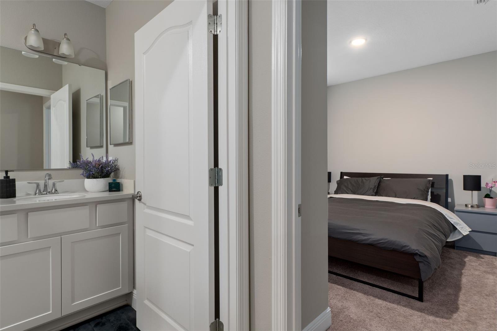 Image 27 of 46 For 15 Lone Pine Street