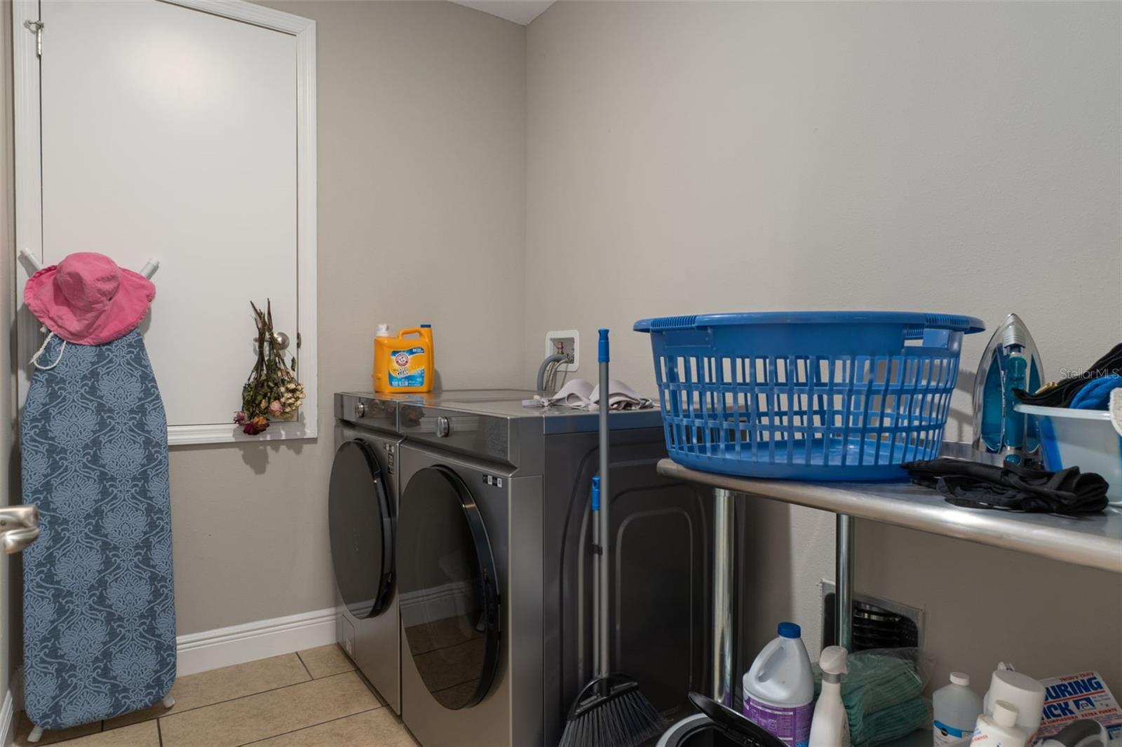 Image 35 of 46 For 15 Lone Pine Street