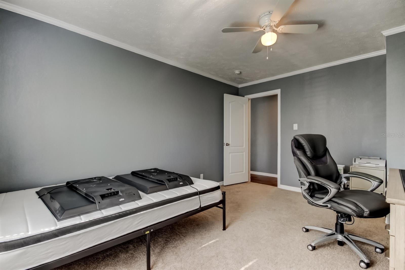 Image 44 of 53 For 15061 Brookridge Boulevard