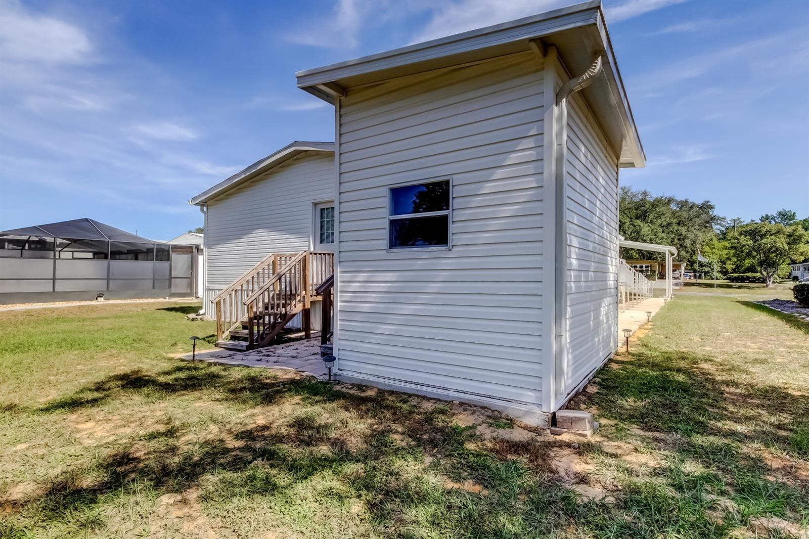 Image 48 of 53 For 15061 Brookridge Boulevard