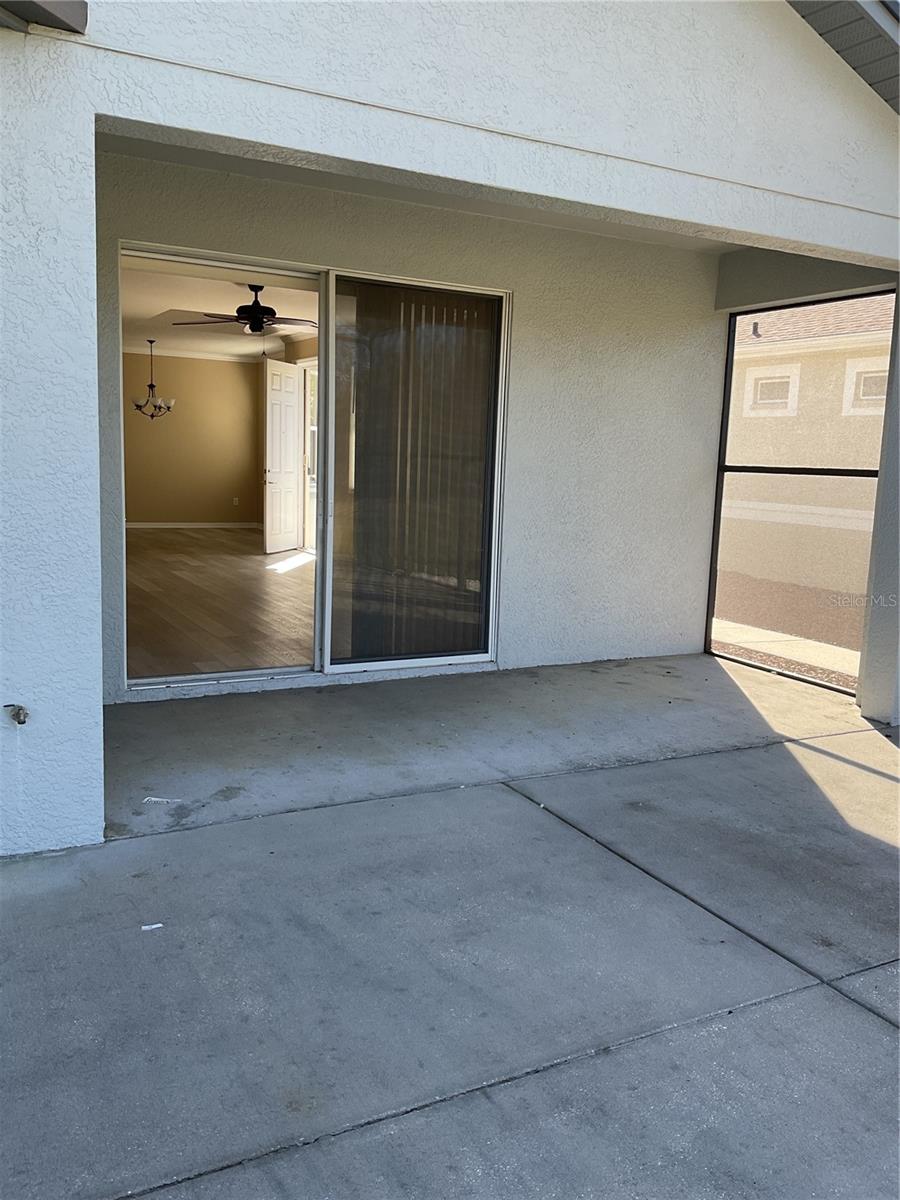 Image 14 of 29 For 21422 Diamonte Drive