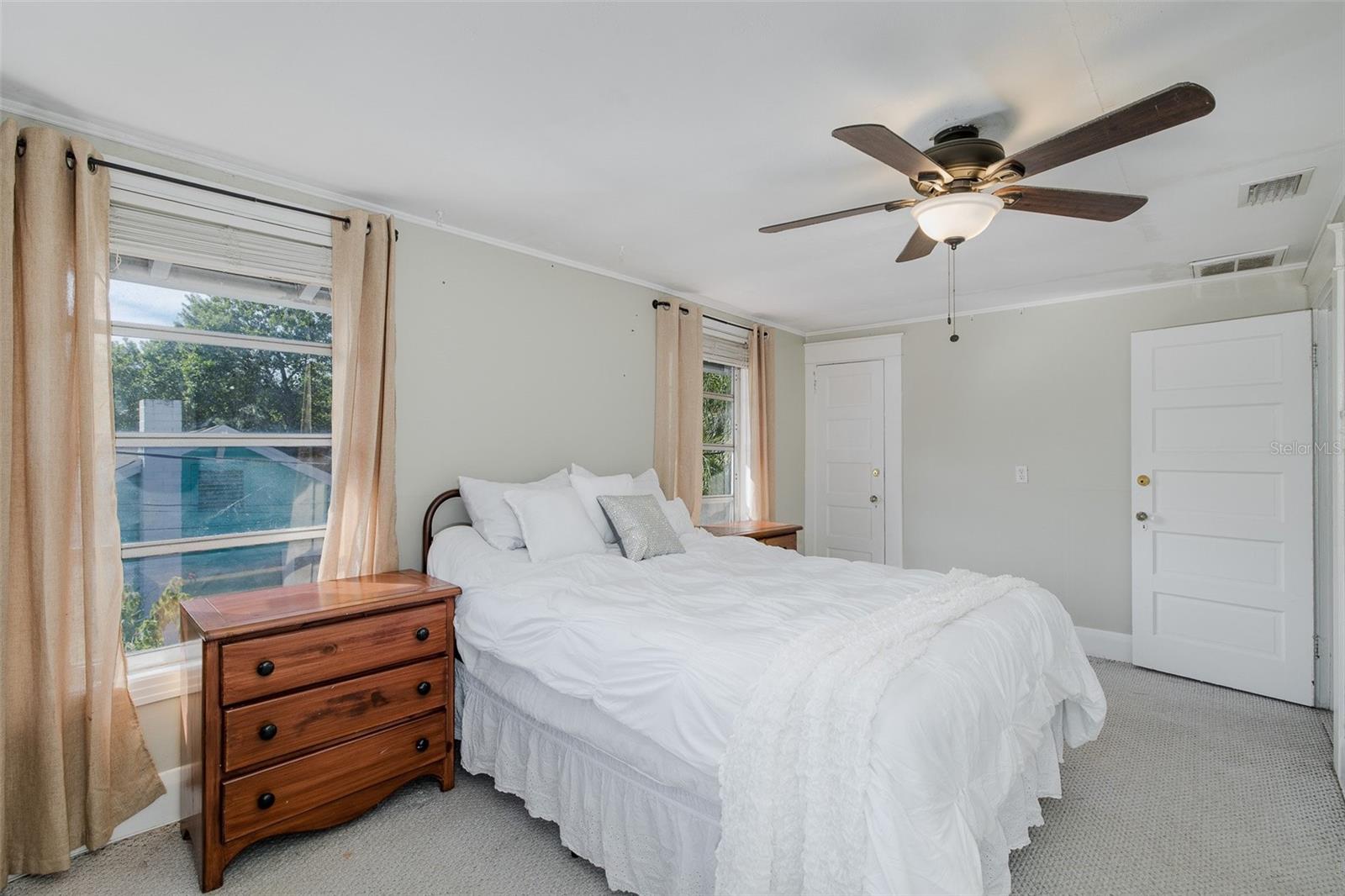 Image 32 of 54 For 8114 Alaska Street