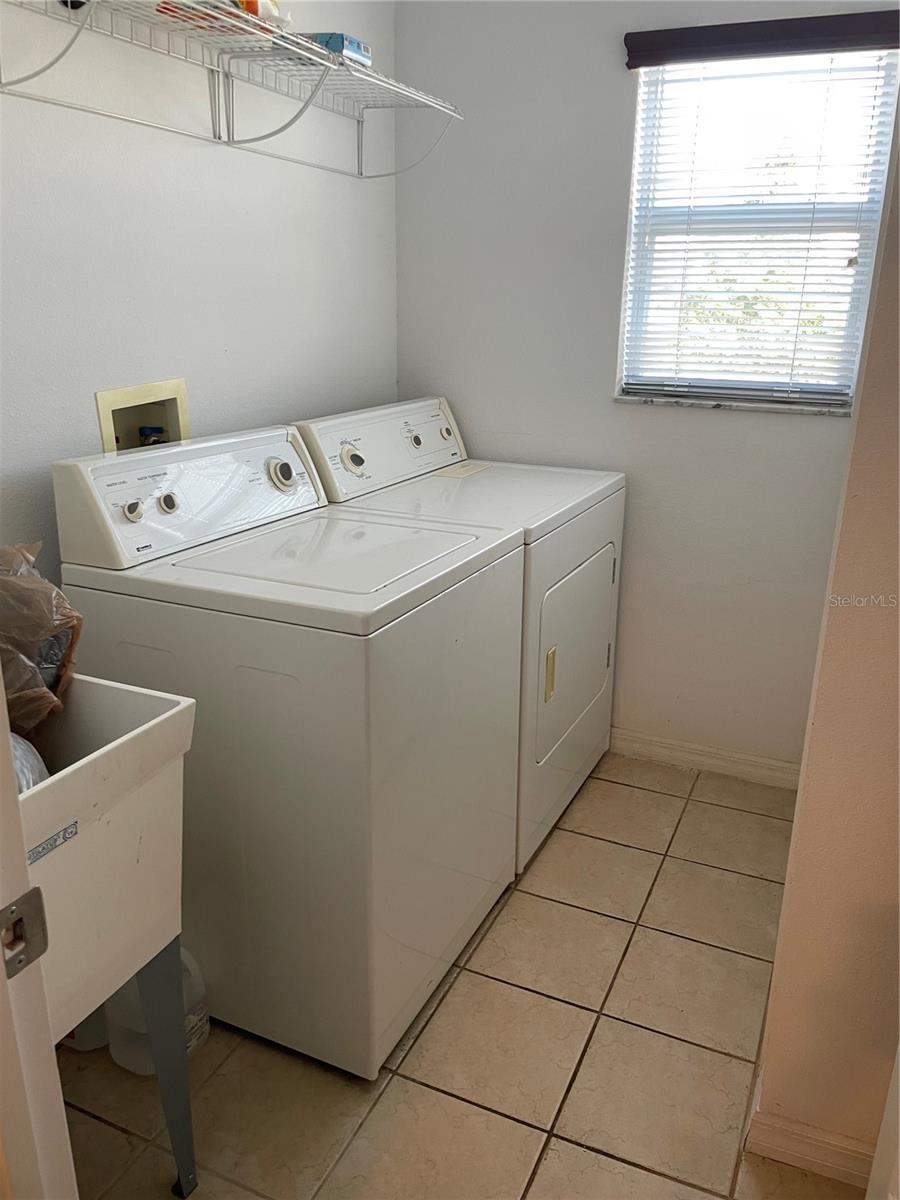 Image 17 of 17 For 9311 Villa Entrada