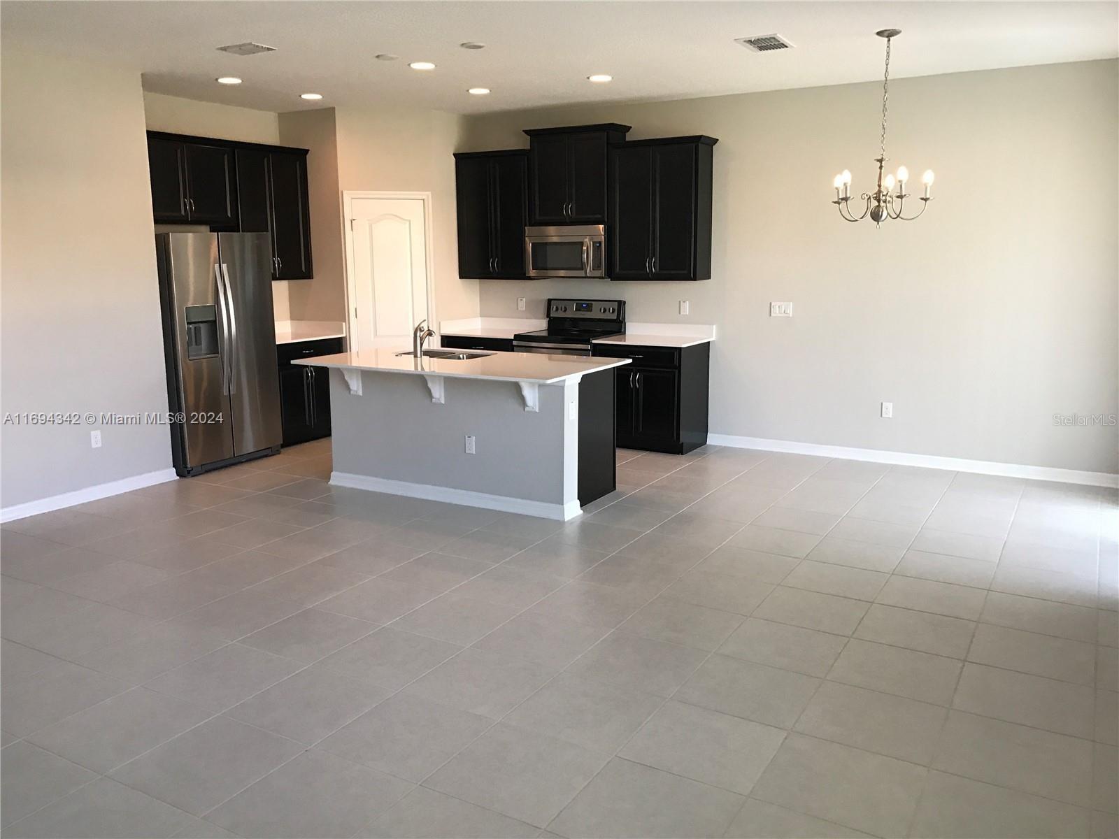 Image 15 of 15 For 2121 Preston Lane