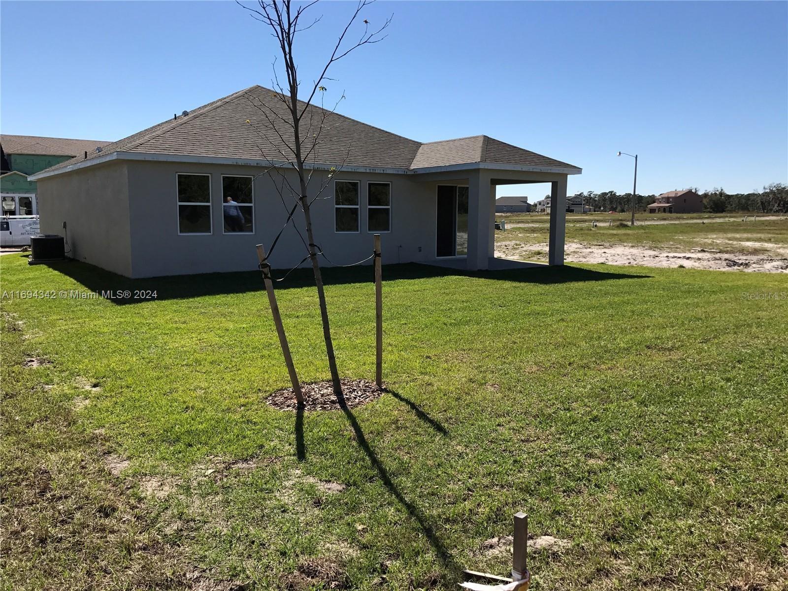 Image 3 of 15 For 2121 Preston Lane