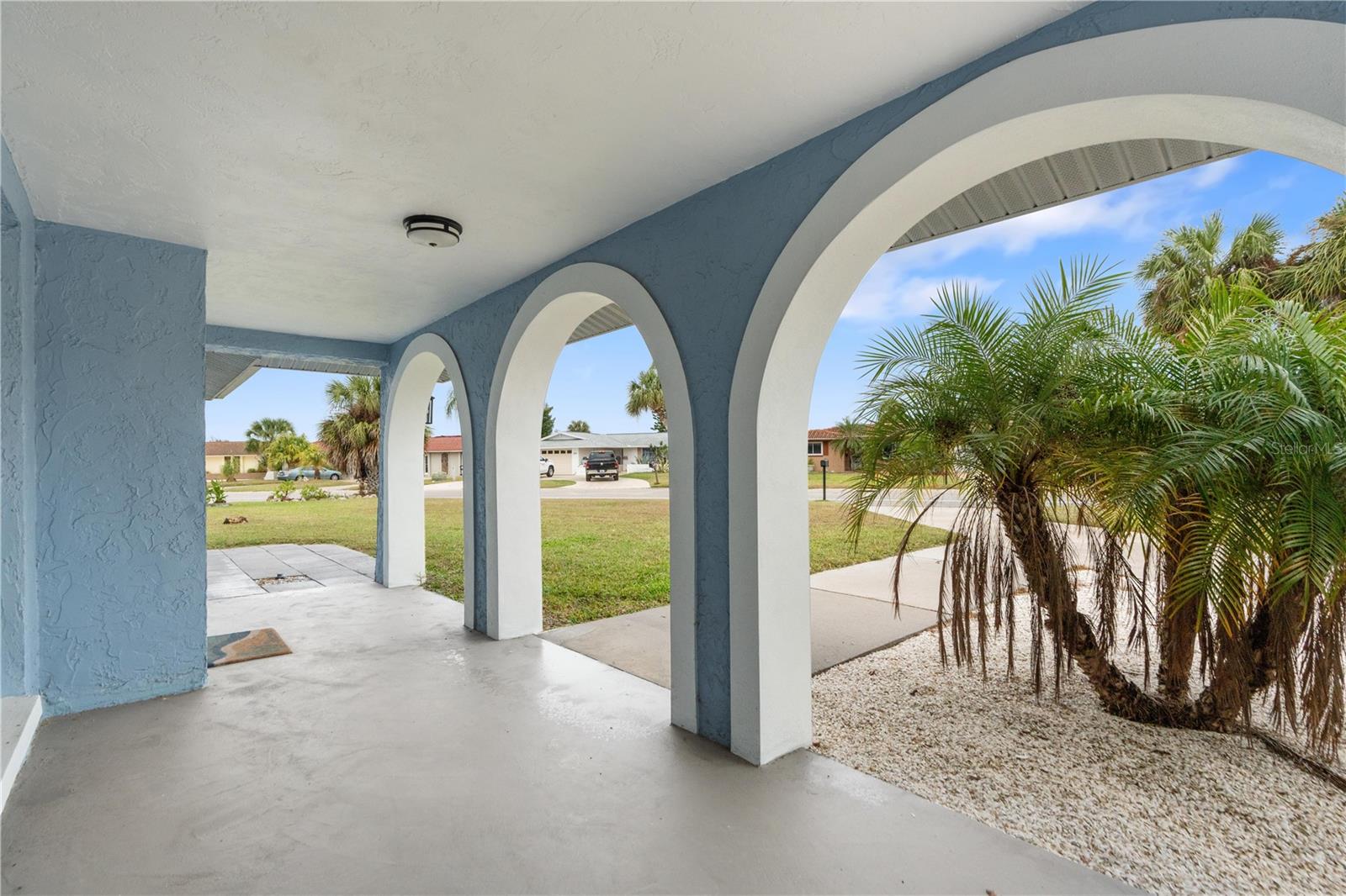 Image 4 of 48 For 3836 Topsail Trail