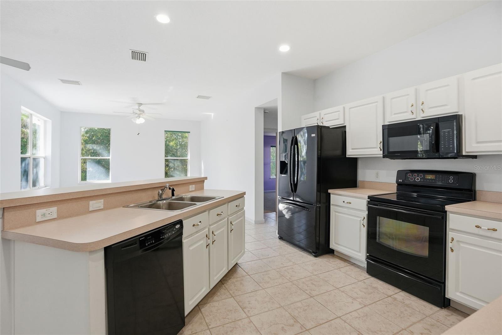 Image 16 of 45 For 16 Nephthytis Court