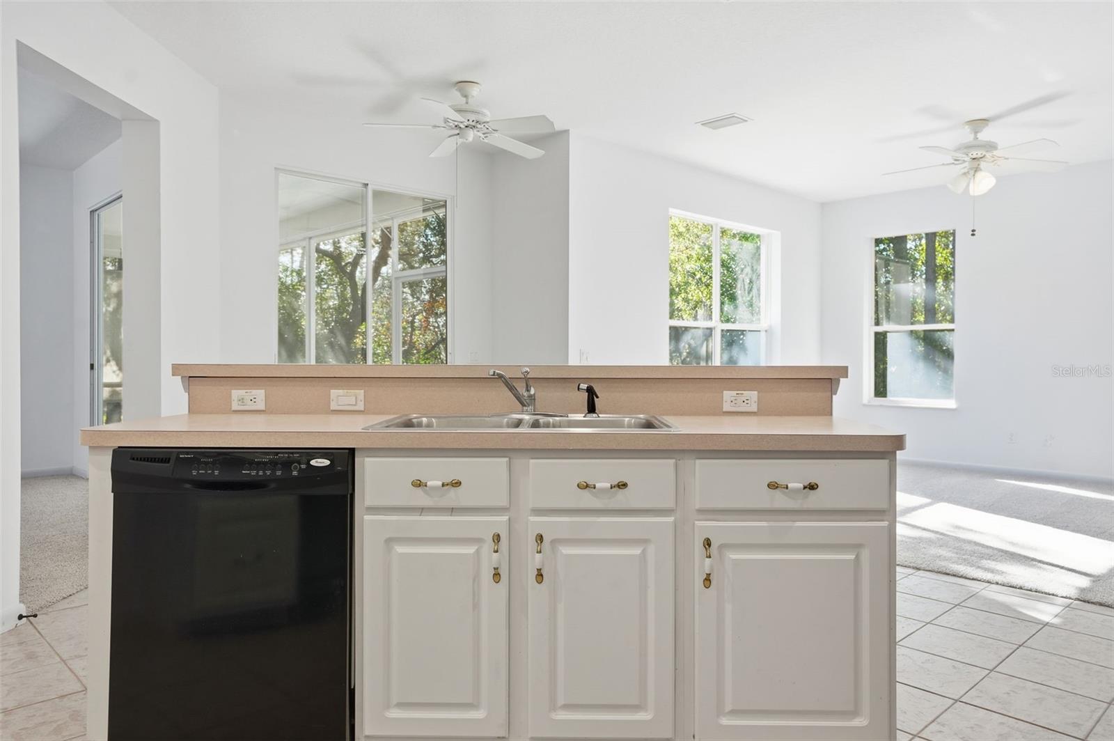 Image 19 of 45 For 16 Nephthytis Court