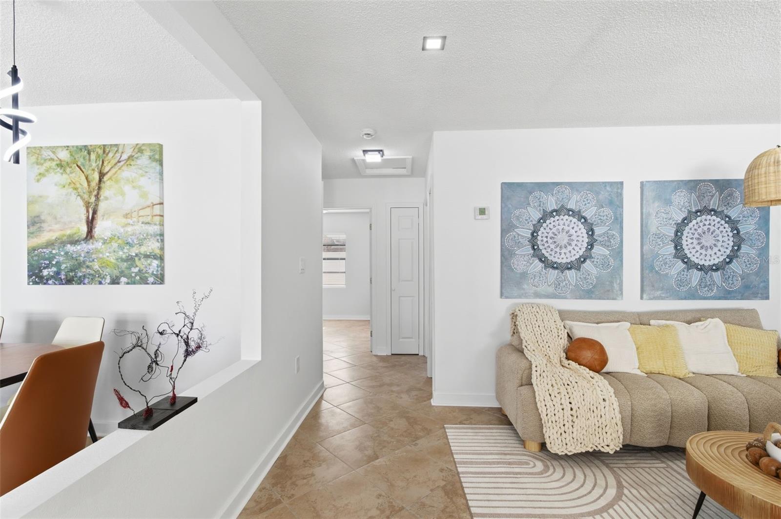 Image 23 of 100 For 2452 Baywood Drive E