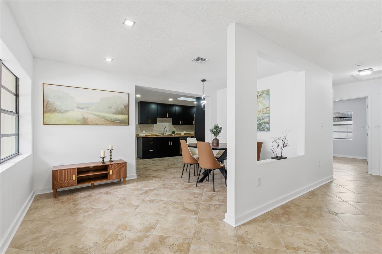 Image 26 of 100 For 2452 Baywood Drive E