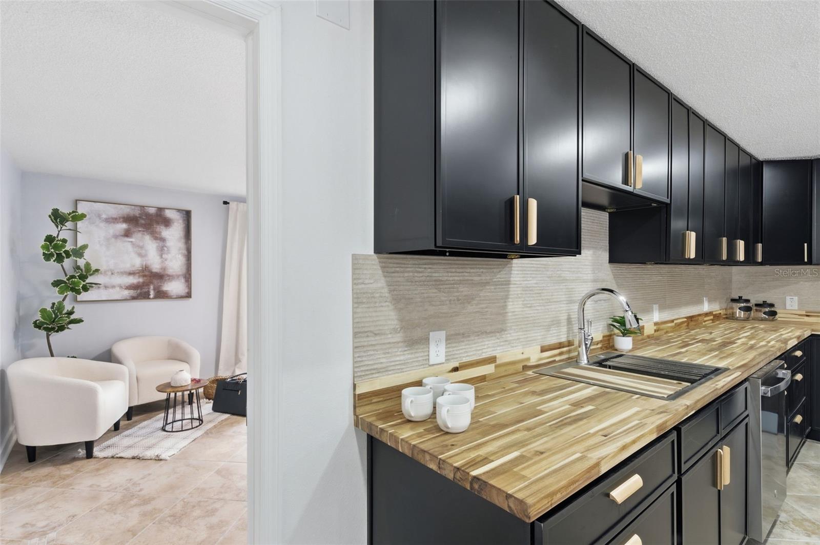 Image 31 of 100 For 2452 Baywood Drive E