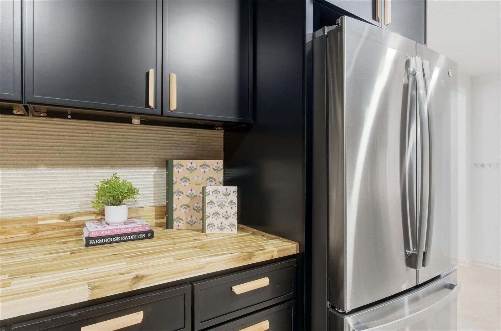 Image 34 of 100 For 2452 Baywood Drive E