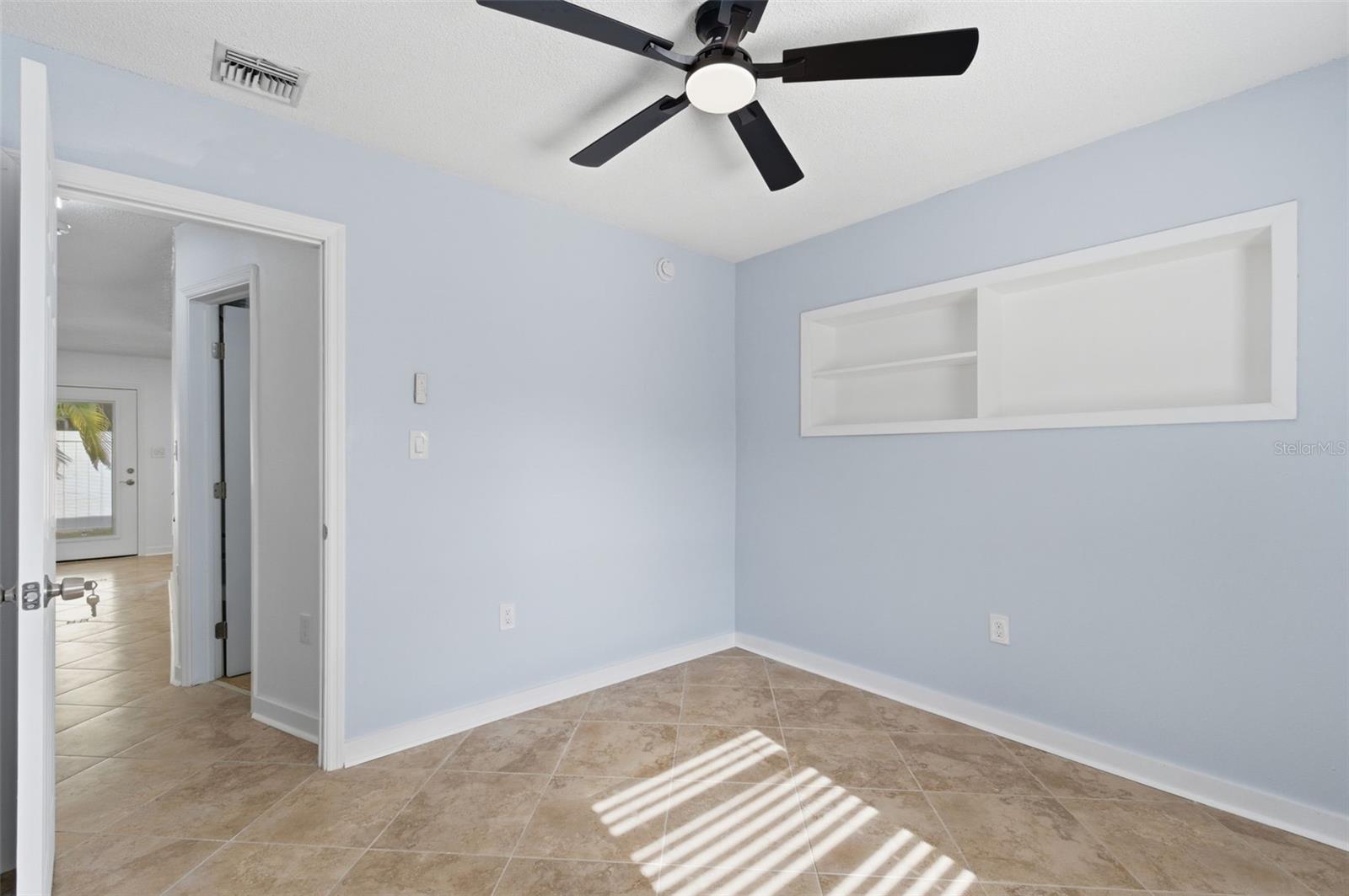 Image 59 of 100 For 2452 Baywood Drive E