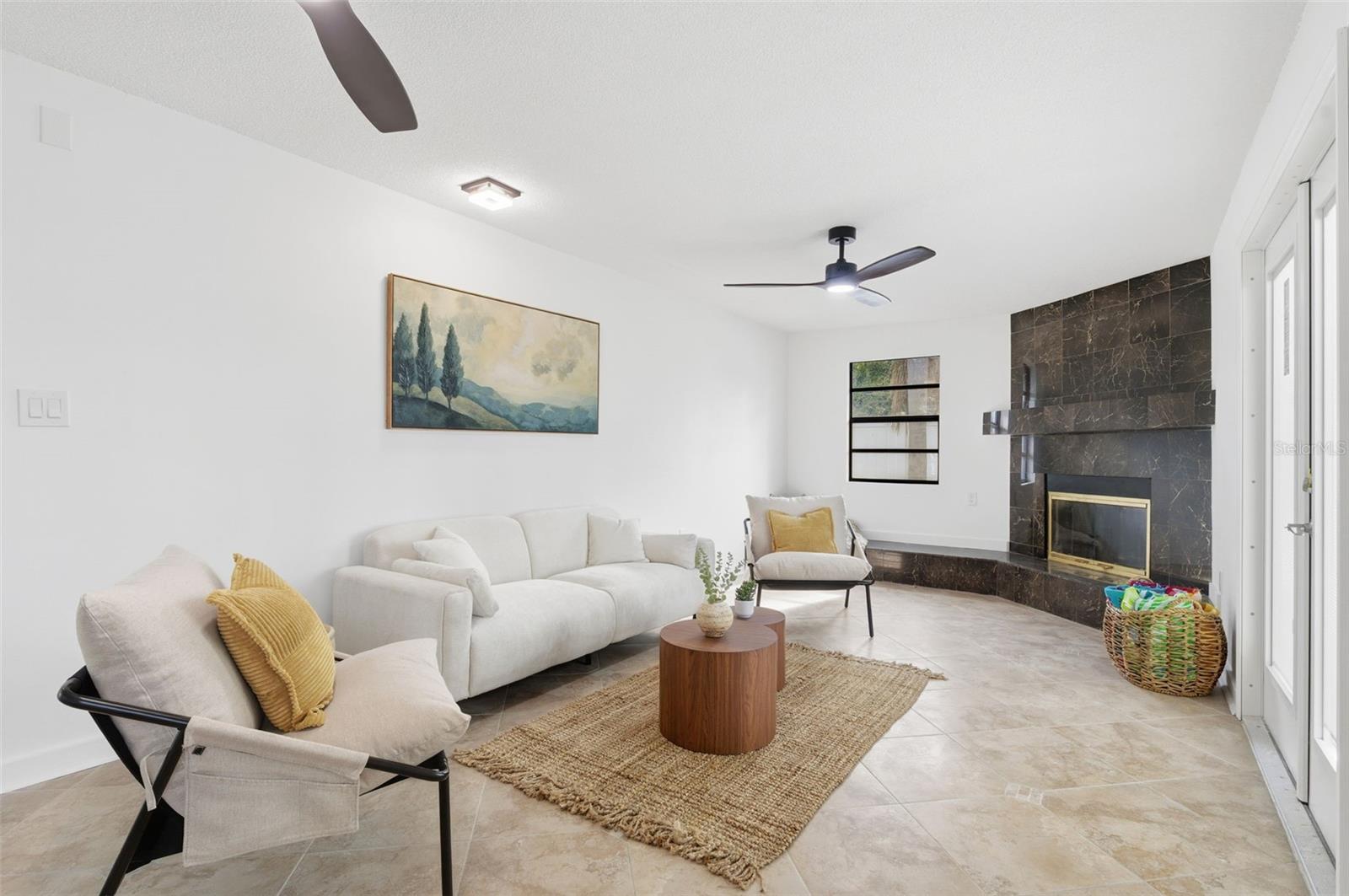 Image 75 of 100 For 2452 Baywood Drive E