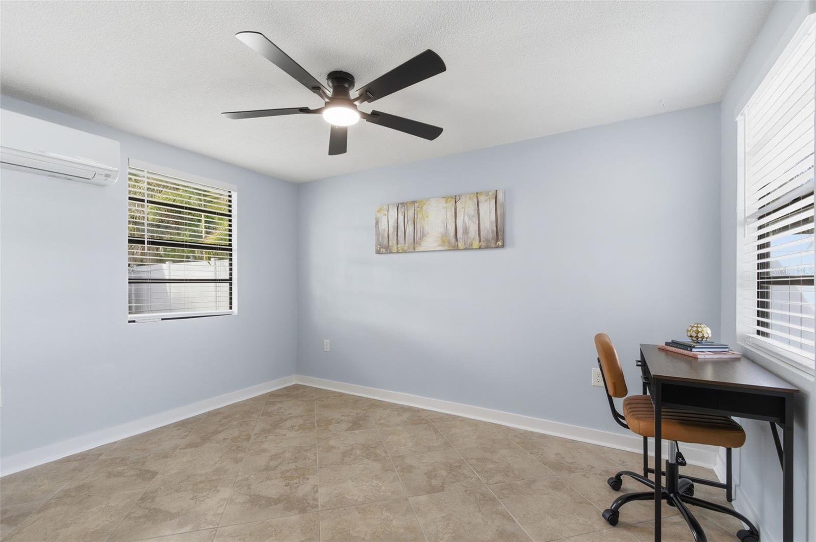 Image 92 of 100 For 2452 Baywood Drive E