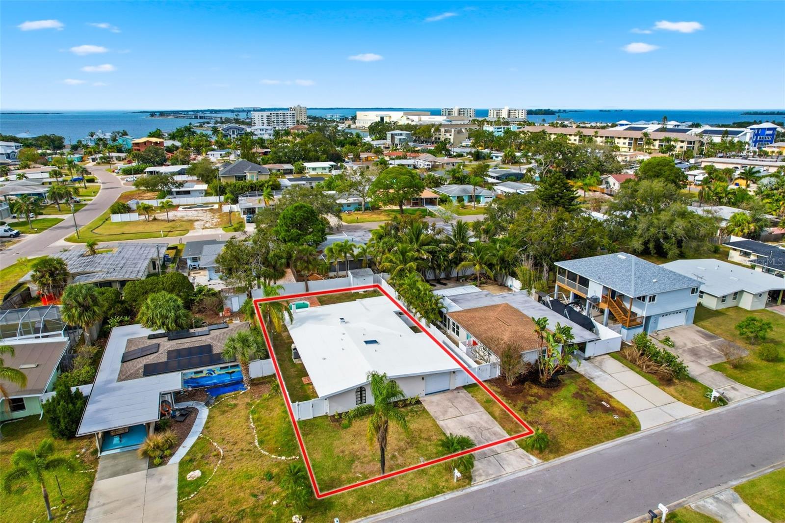 Image 96 of 100 For 2452 Baywood Drive E