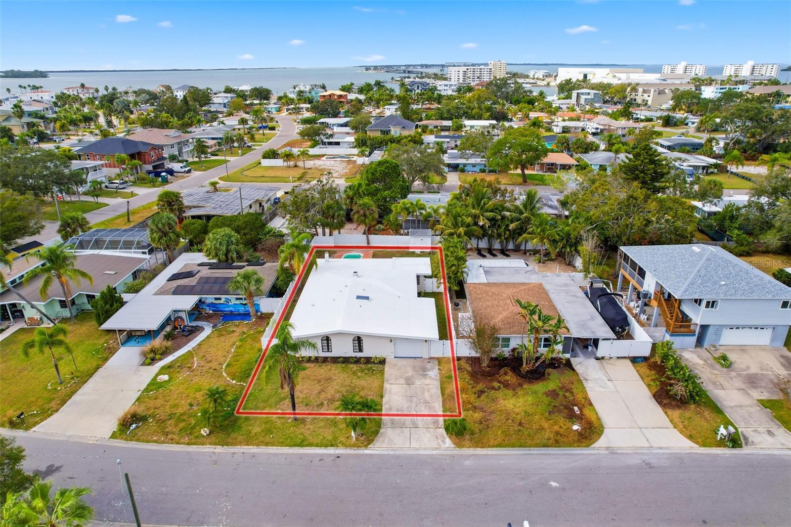 Image 99 of 100 For 2452 Baywood Drive E