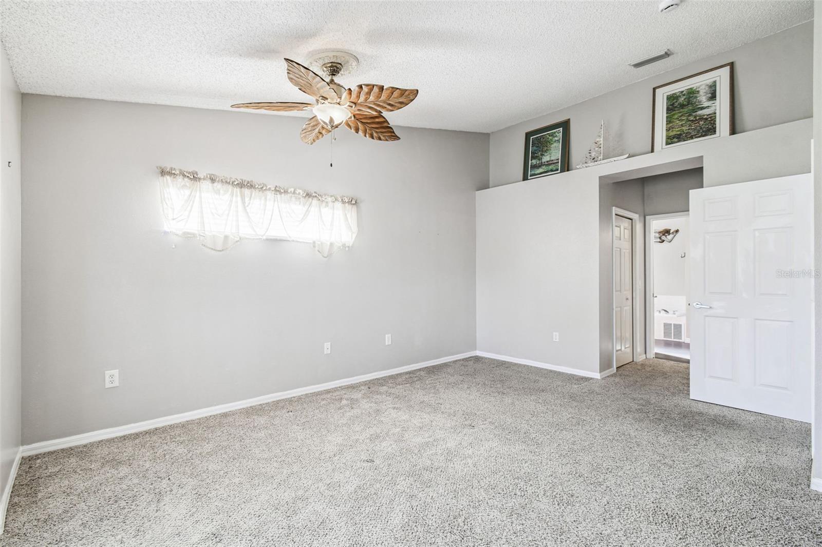 Image 14 of 54 For 18234 Nestlebranch Court