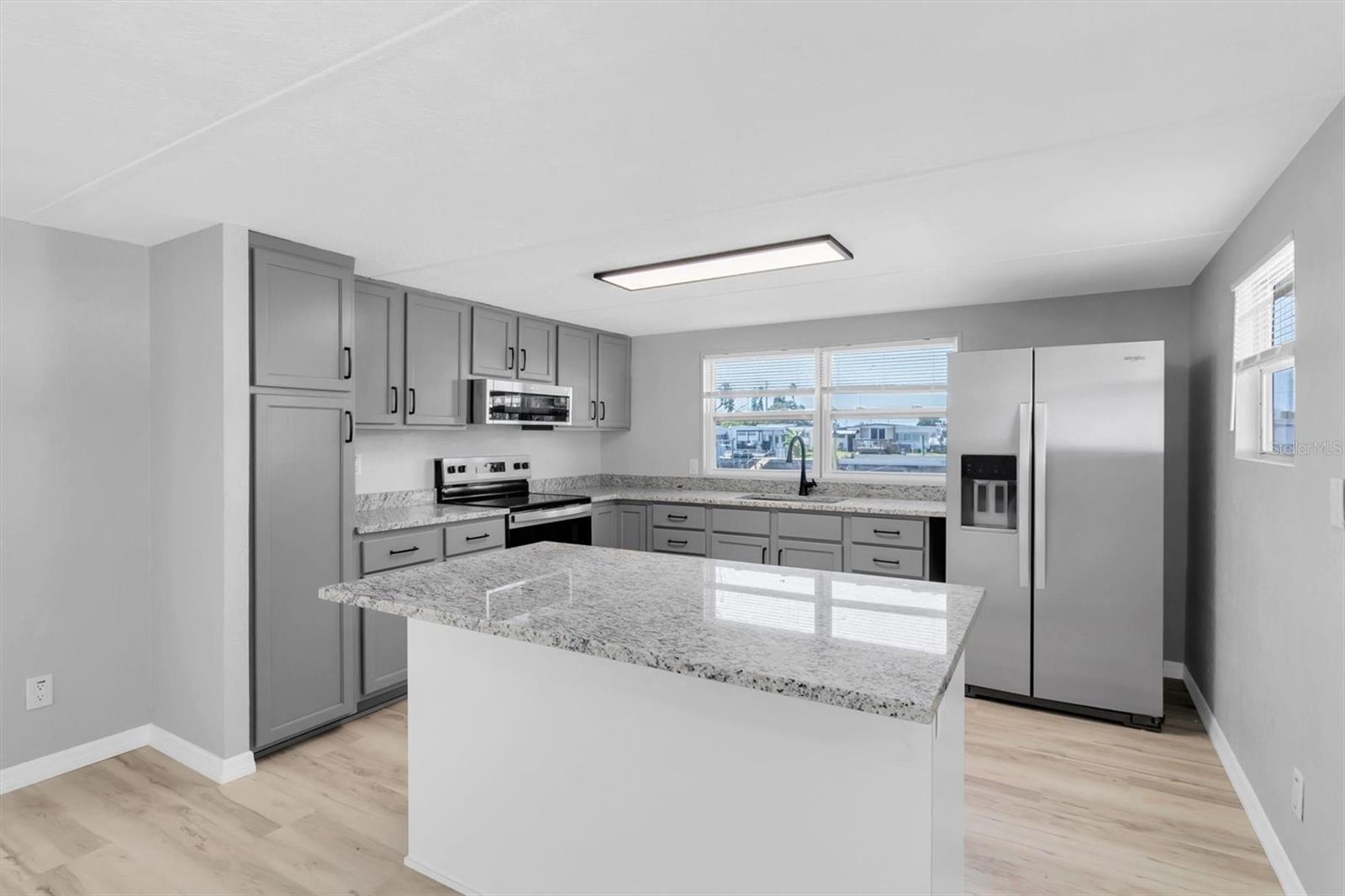 Image 12 of 45 For 13015 Coxswain Court