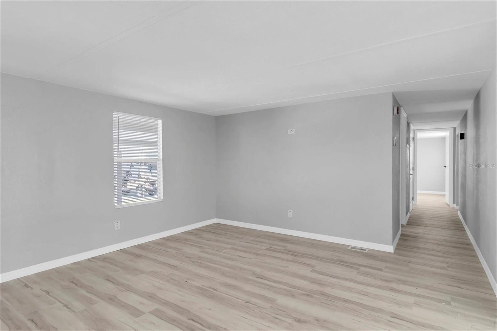 Image 18 of 45 For 13015 Coxswain Court