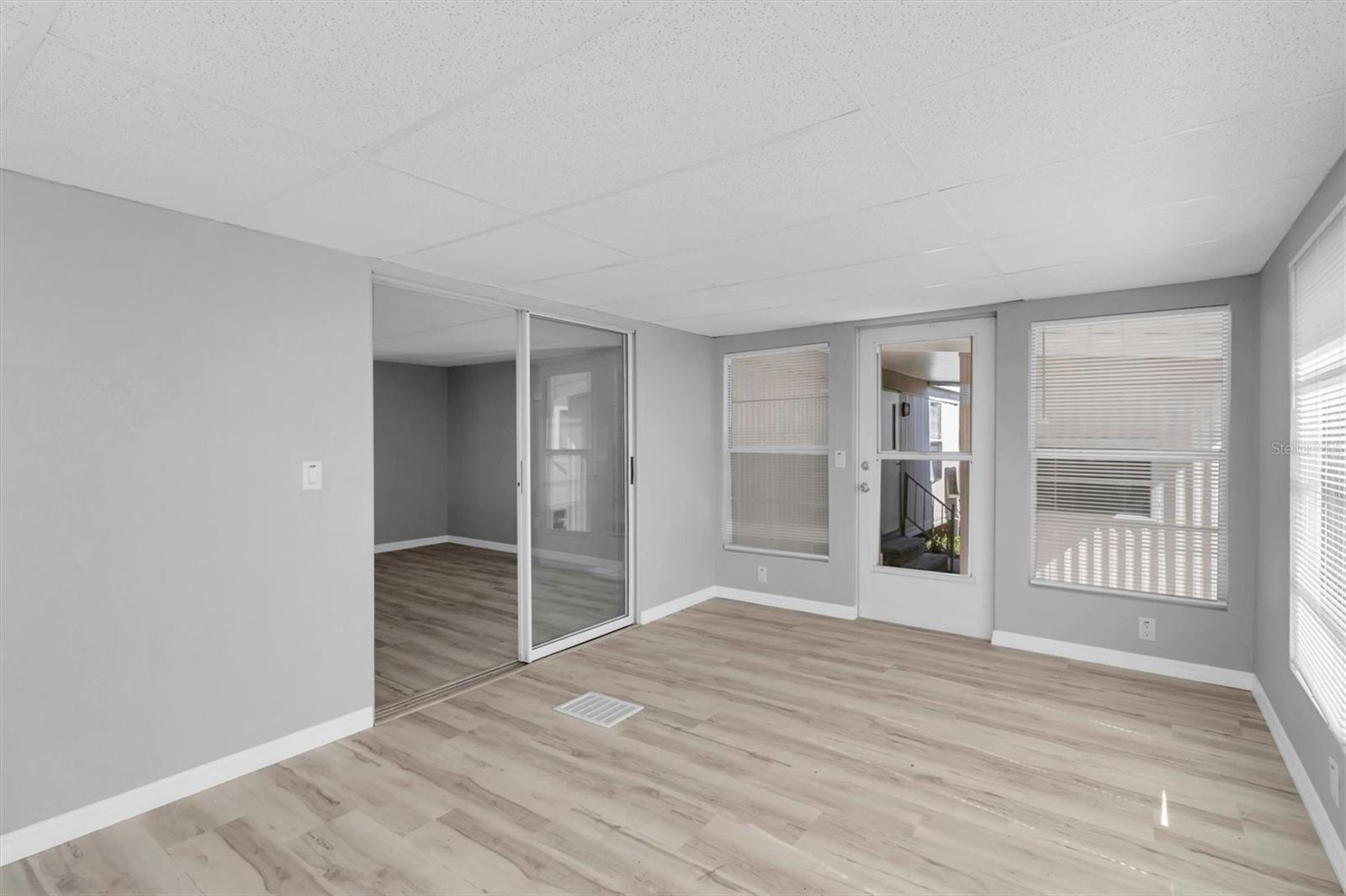 Image 20 of 45 For 13015 Coxswain Court