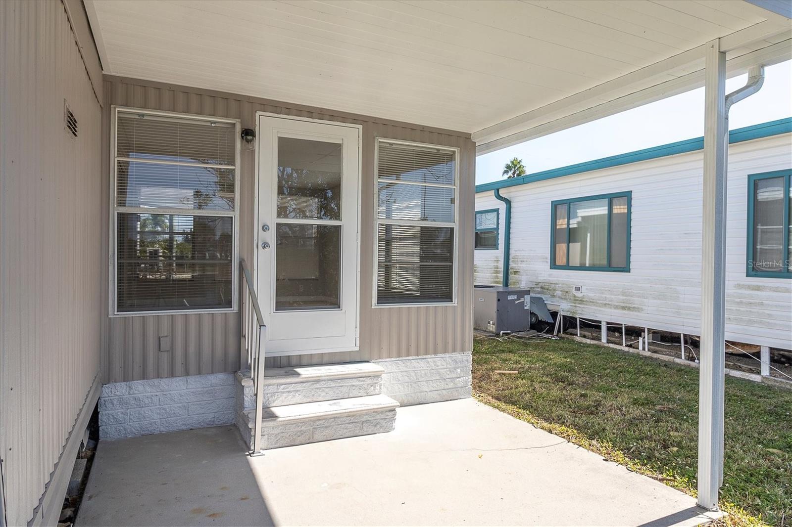 Image 30 of 45 For 13015 Coxswain Court