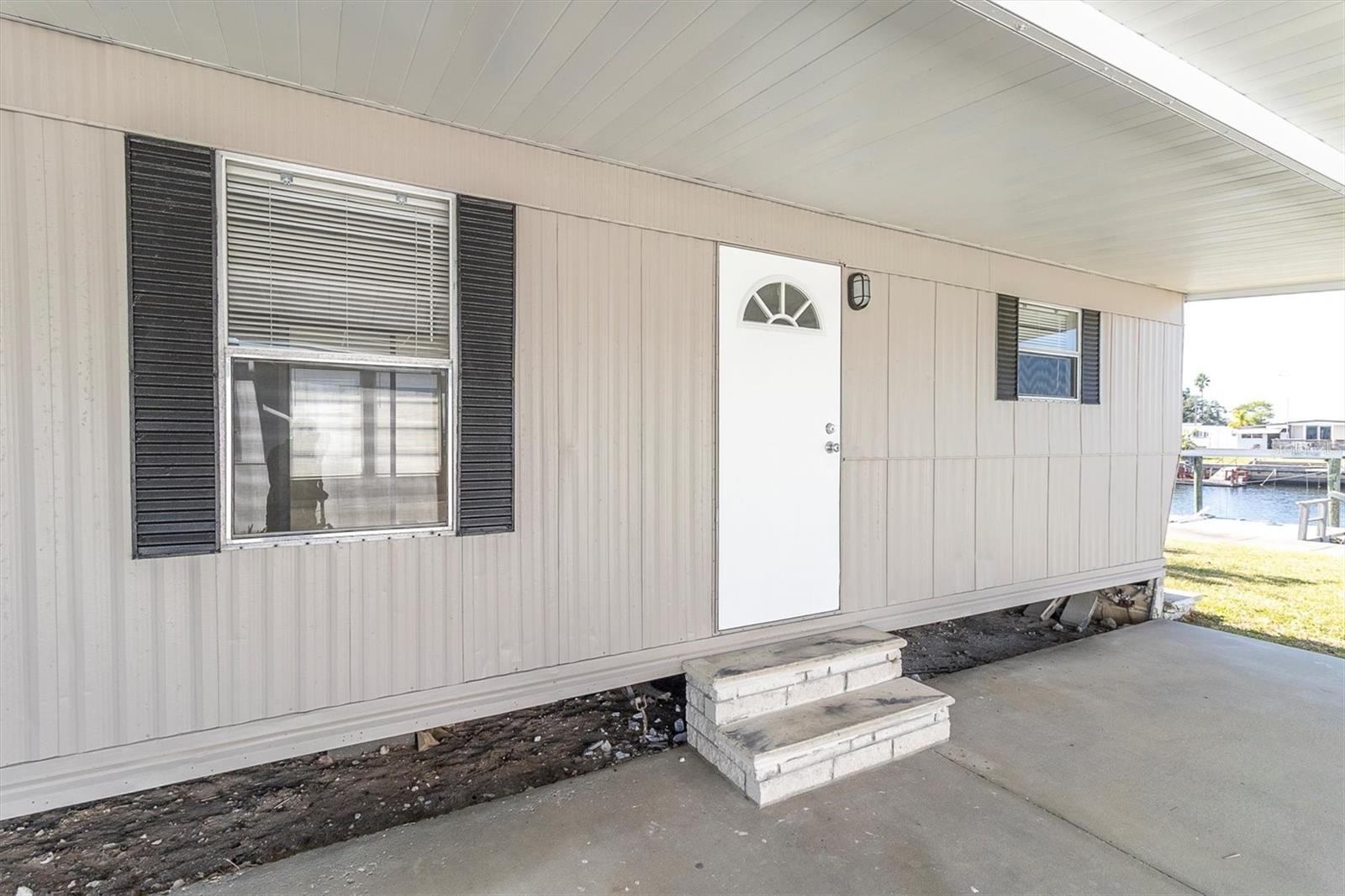 Image 8 of 45 For 13015 Coxswain Court