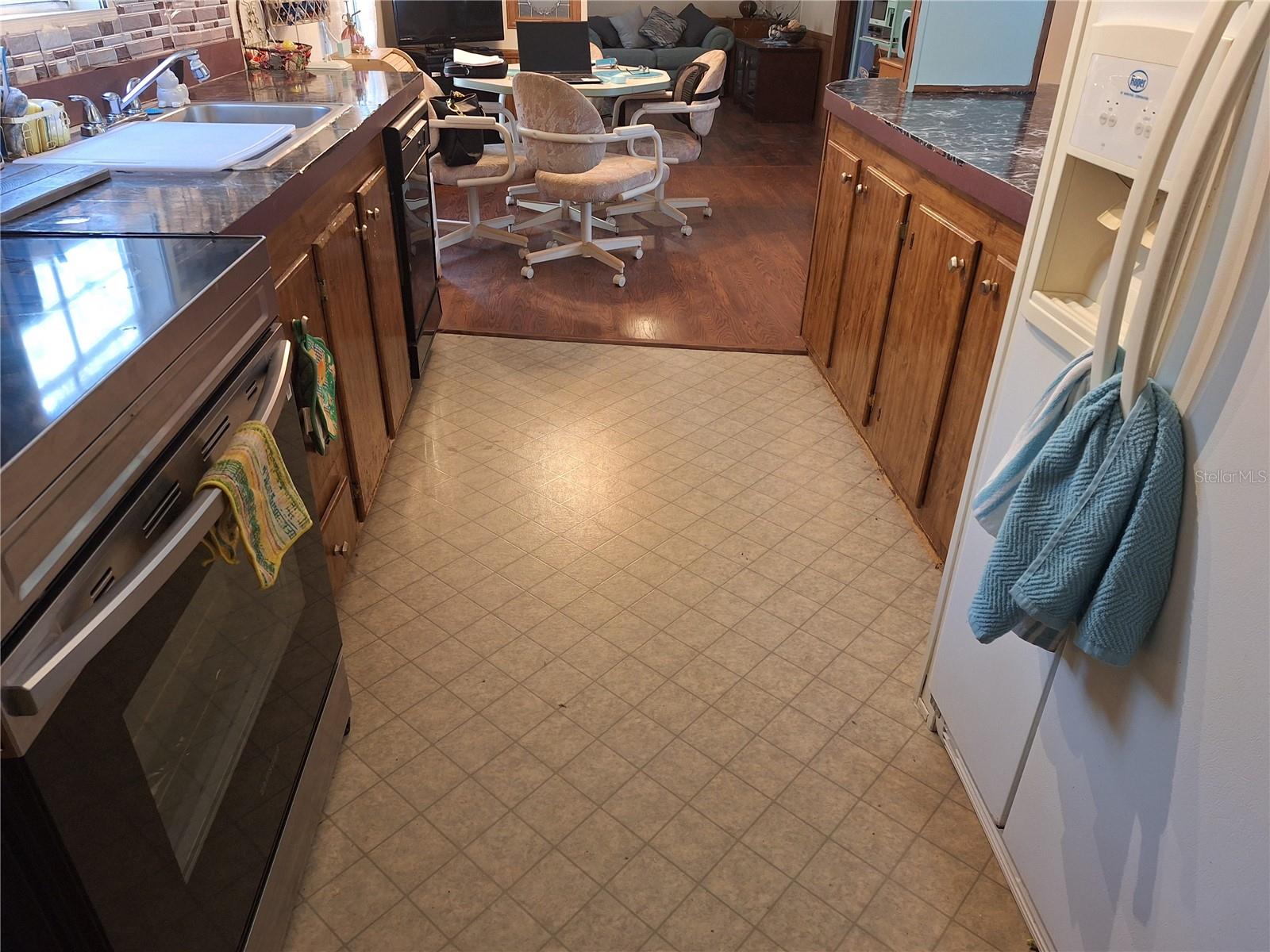 Image 19 of 97 For 13117 Media Lane