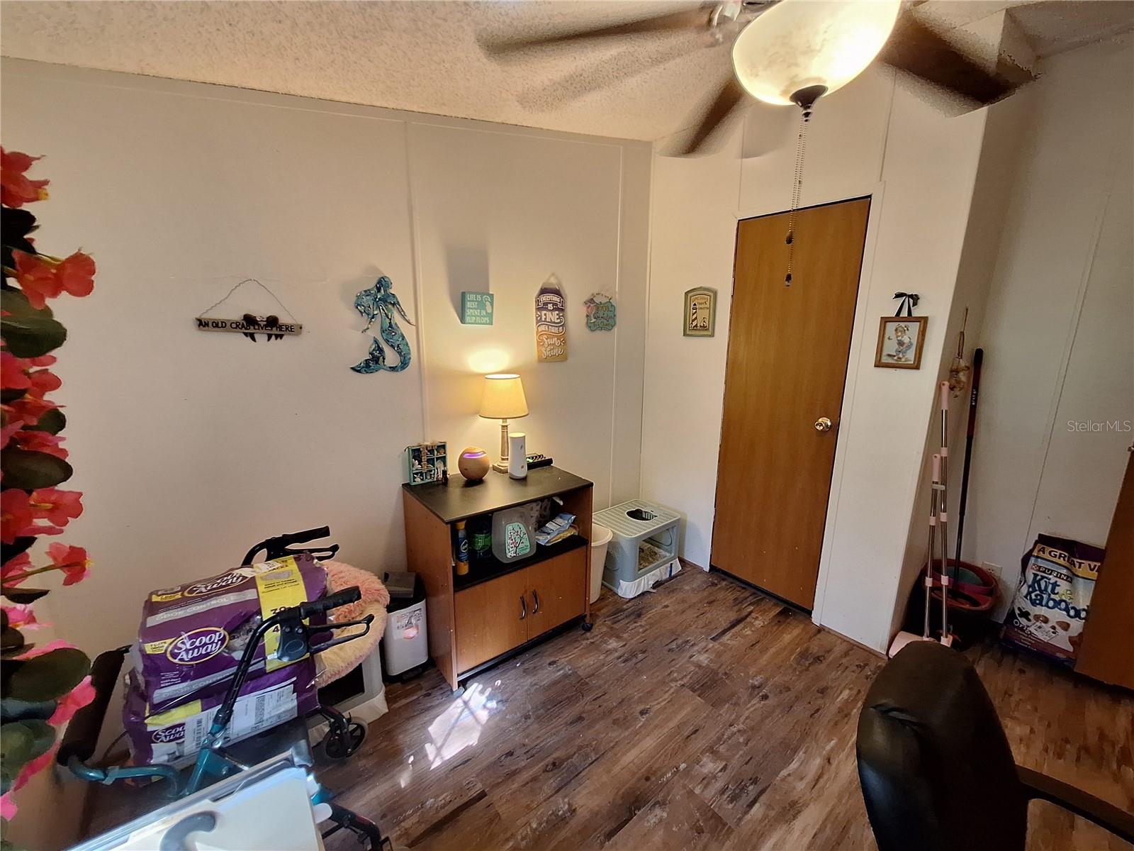 Image 32 of 97 For 13117 Media Lane